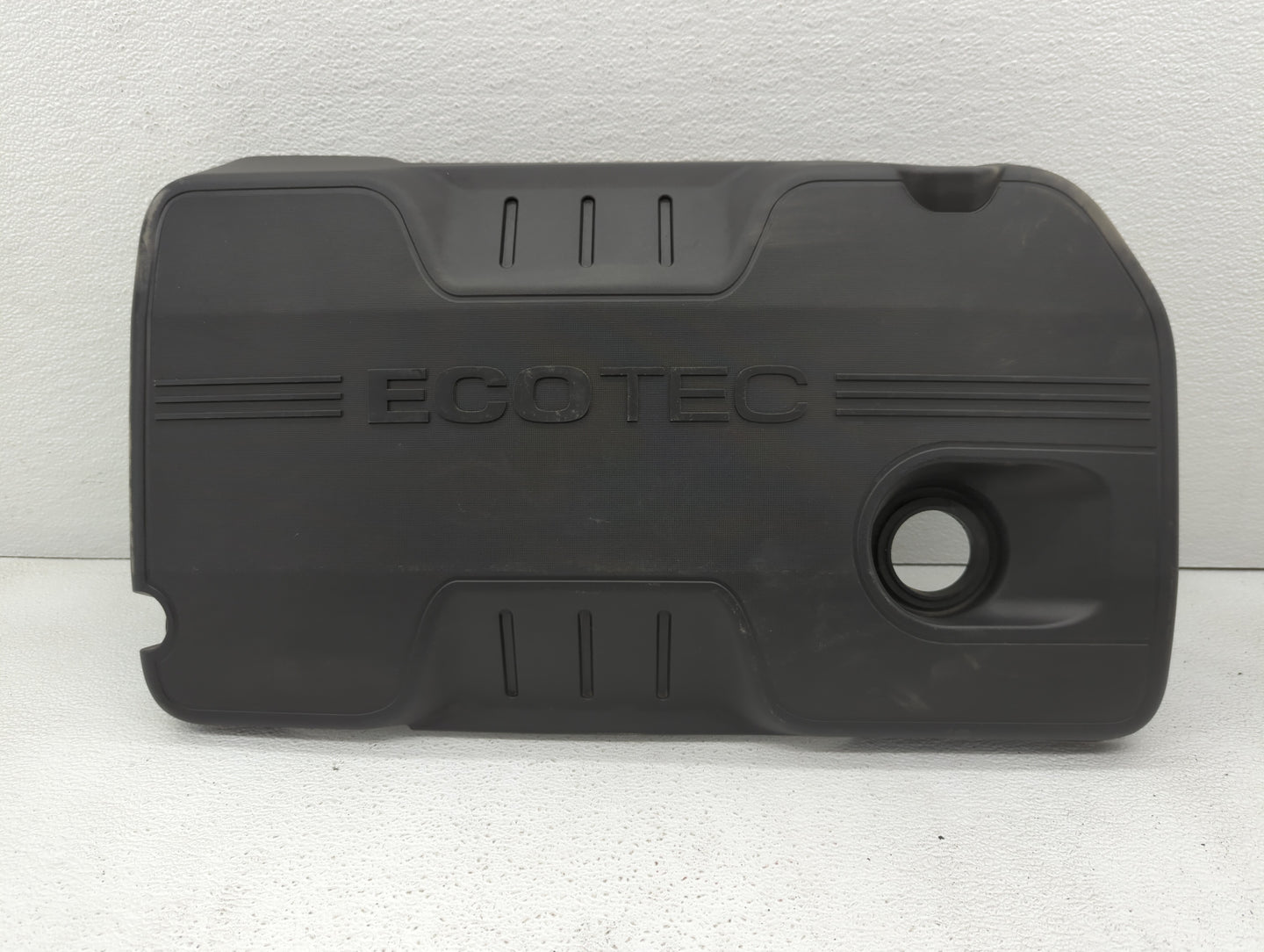 2015 Buick Verano Engine Cover - Oemusedautoparts1.com