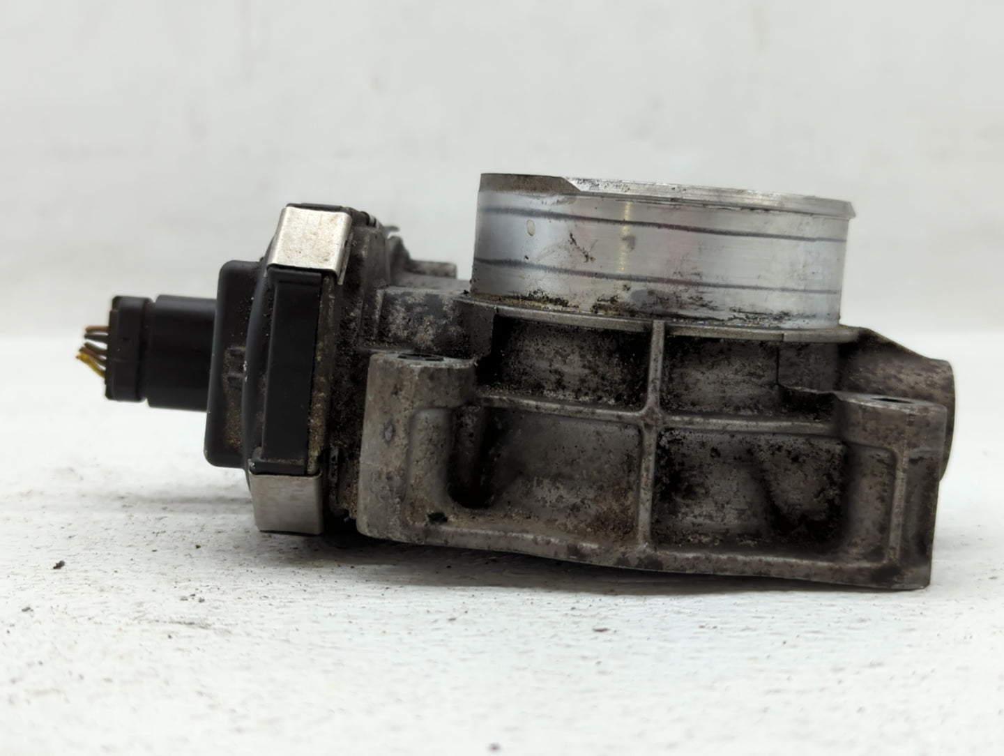 2012-2015 Buick Verano Throttle Body P/N:12632101CA Fits Fits 2012 2013 2014 2015 OEM Used Auto Parts - Oemusedautoparts1.co