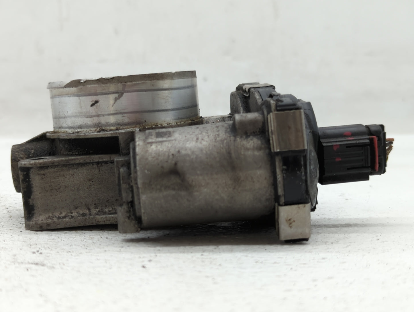 2012-2015 Buick Verano Throttle Body P/N:12632101CA Fits Fits 2012 2013 2014 2015 OEM Used Auto Parts - Oemusedautoparts1.co