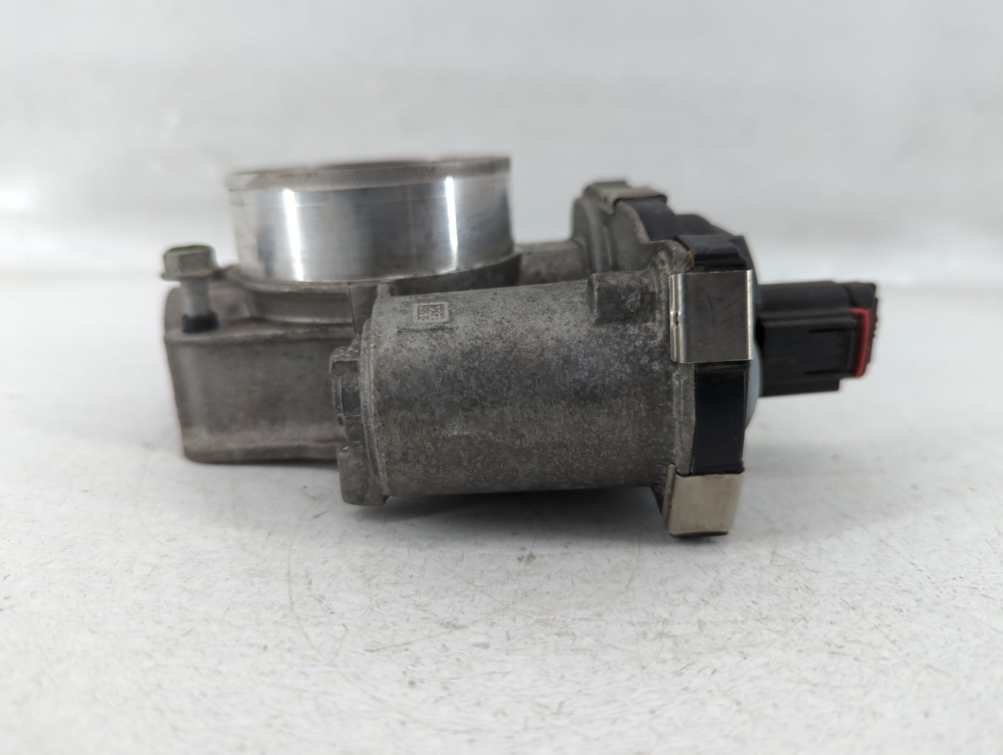 2012-2015 Buick Verano Throttle Body P/N:12632101CA Fits Fits 2012 2013 2014 2015 OEM Used Auto Parts - Oemusedautoparts1.co
