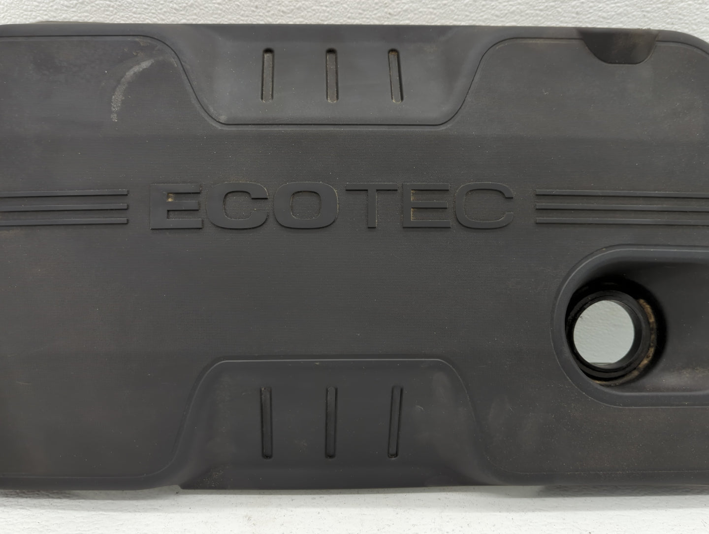 2015 Buick Verano Engine Cover - Oemusedautoparts1.com