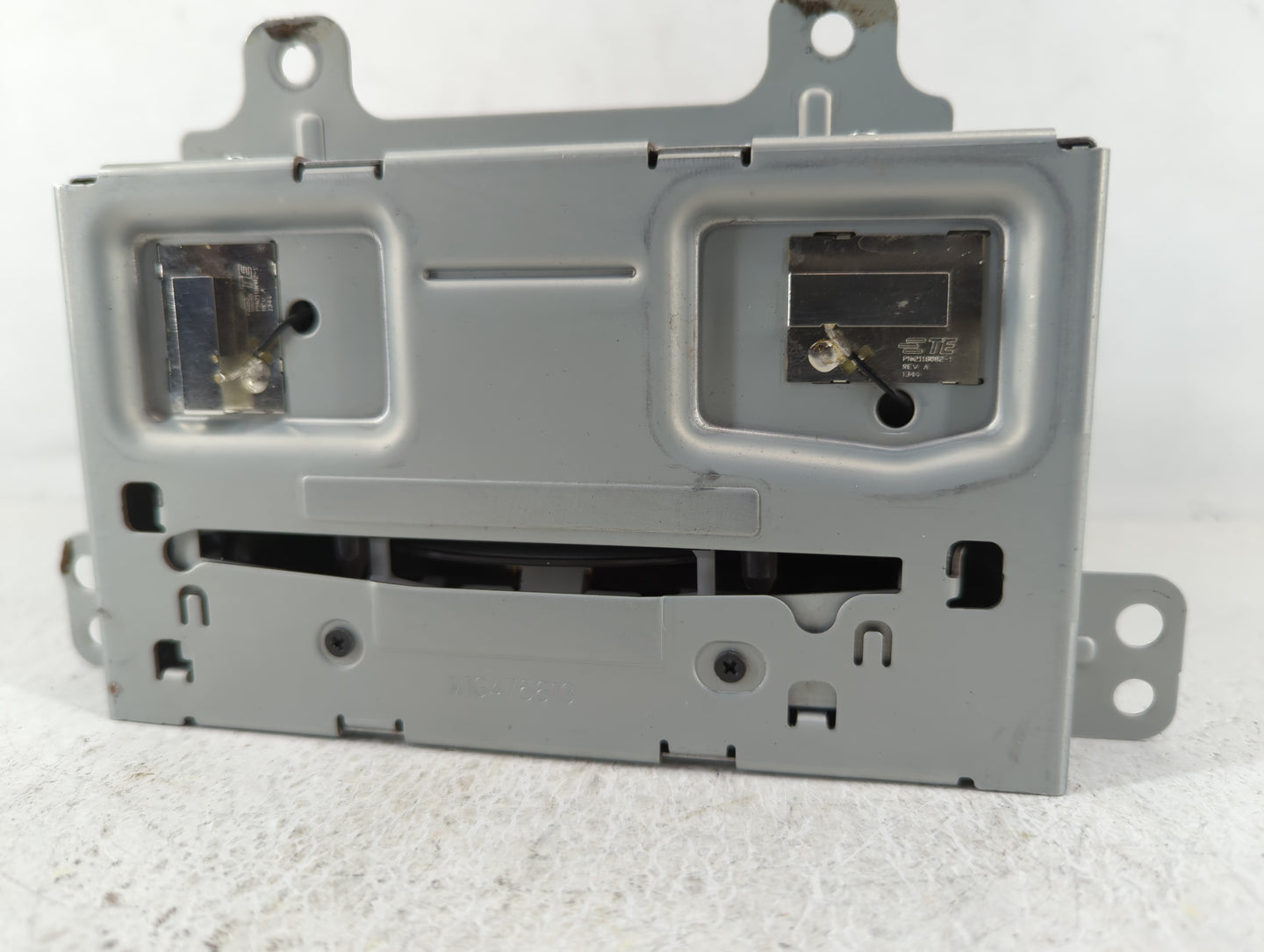 2015-2016 Buick Verano Radio AM FM Cd Player Receiver Replacement P/N:23476256 Fits Fits 2014 2015 2016 2017 OEM Used Auto P