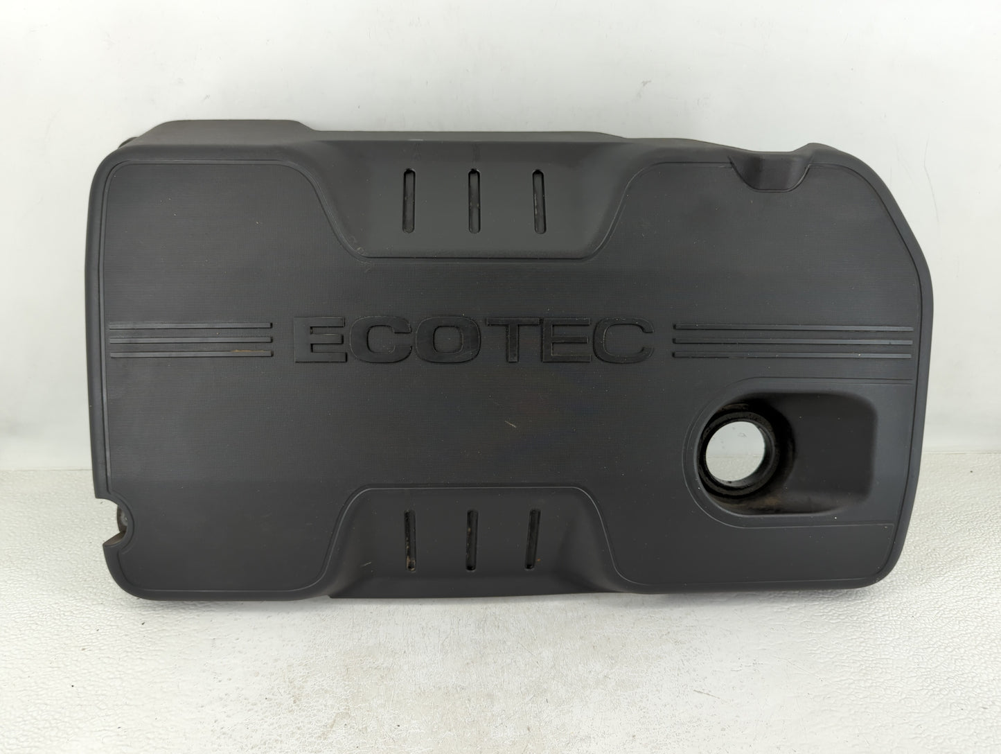 2015 Buick Verano Engine Cover - Oemusedautoparts1.com