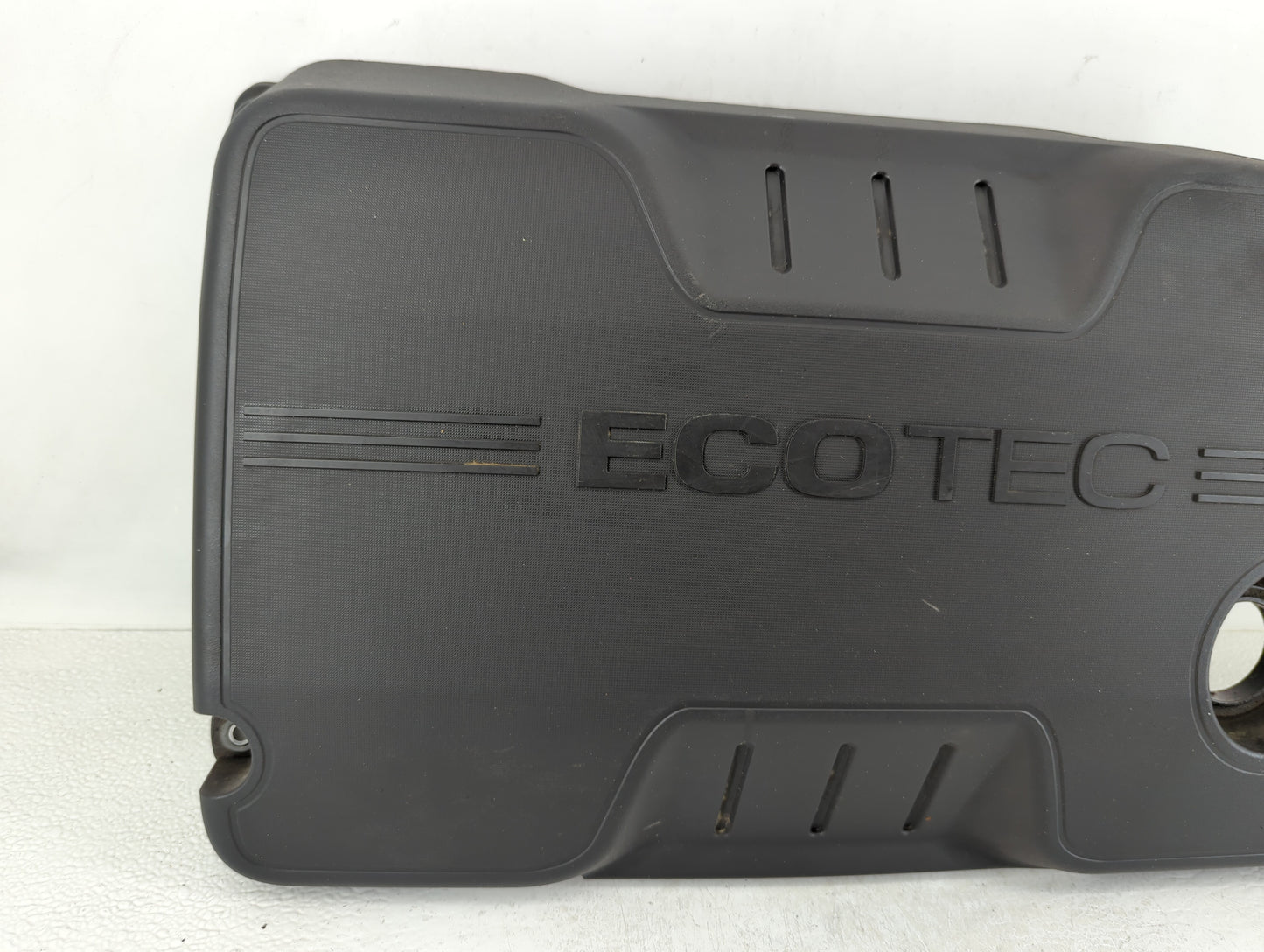 2015 Buick Verano Engine Cover - Oemusedautoparts1.com