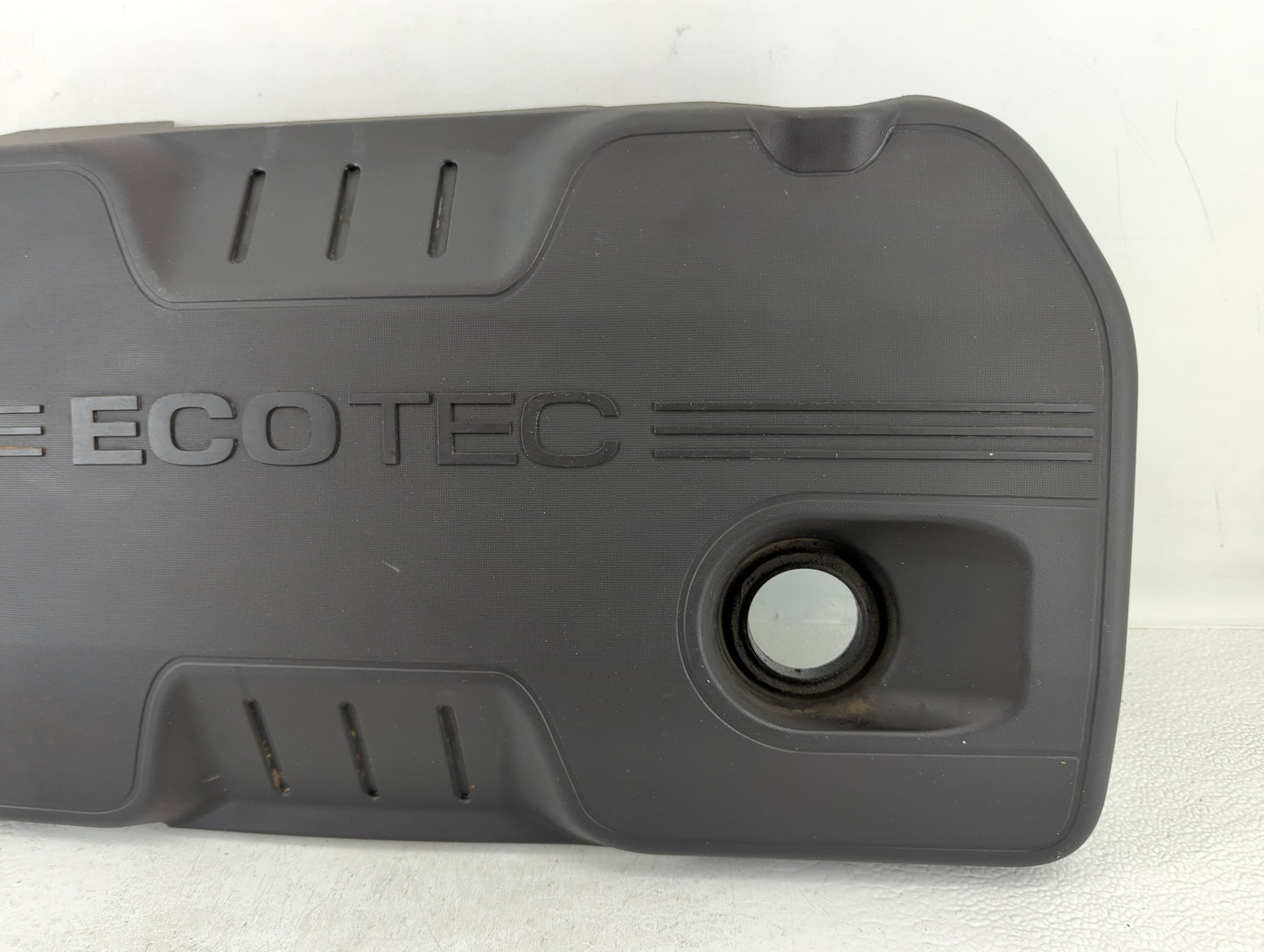 2015 Buick Verano Engine Cover - Oemusedautoparts1.com