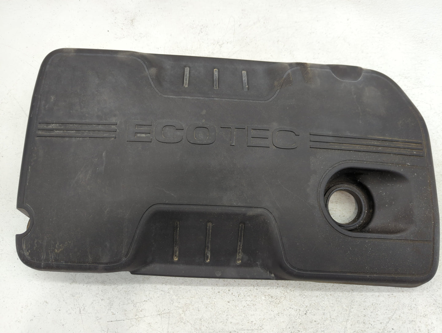 2015 Buick Verano Engine Cover - Oemusedautoparts1.com