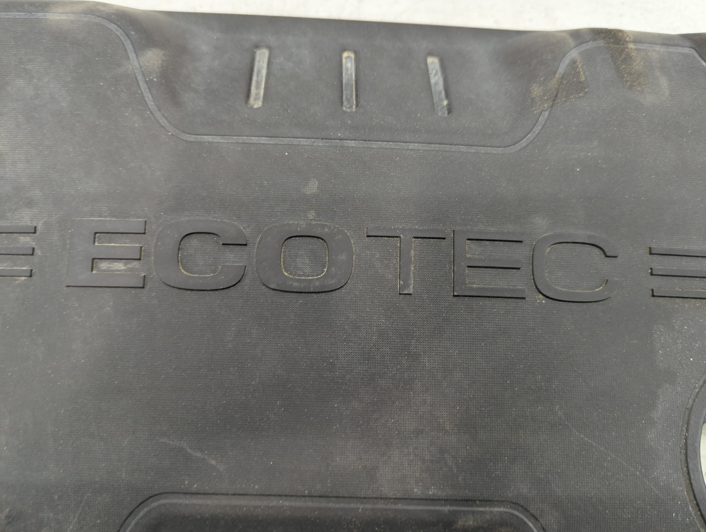 2015 Buick Verano Engine Cover - Oemusedautoparts1.com