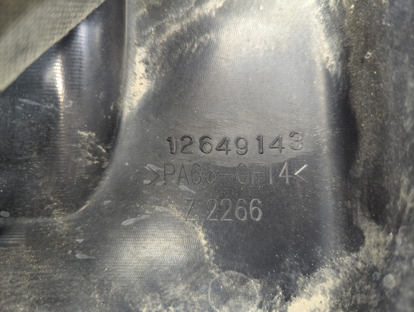 2015 Buick Verano Engine Cover - Oemusedautoparts1.com