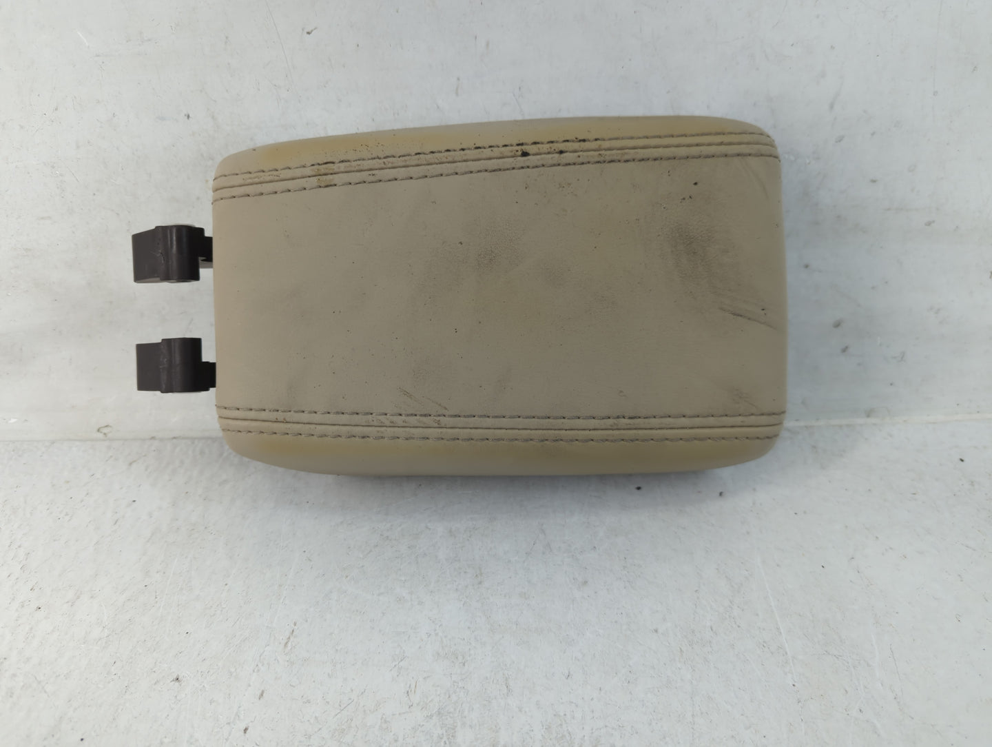 2015-2017 Buick Verano Center Console Armrest Cover Lid Fits Fits 2015 2016 2017 OEM Used Auto Parts - Oemusedautoparts1.com