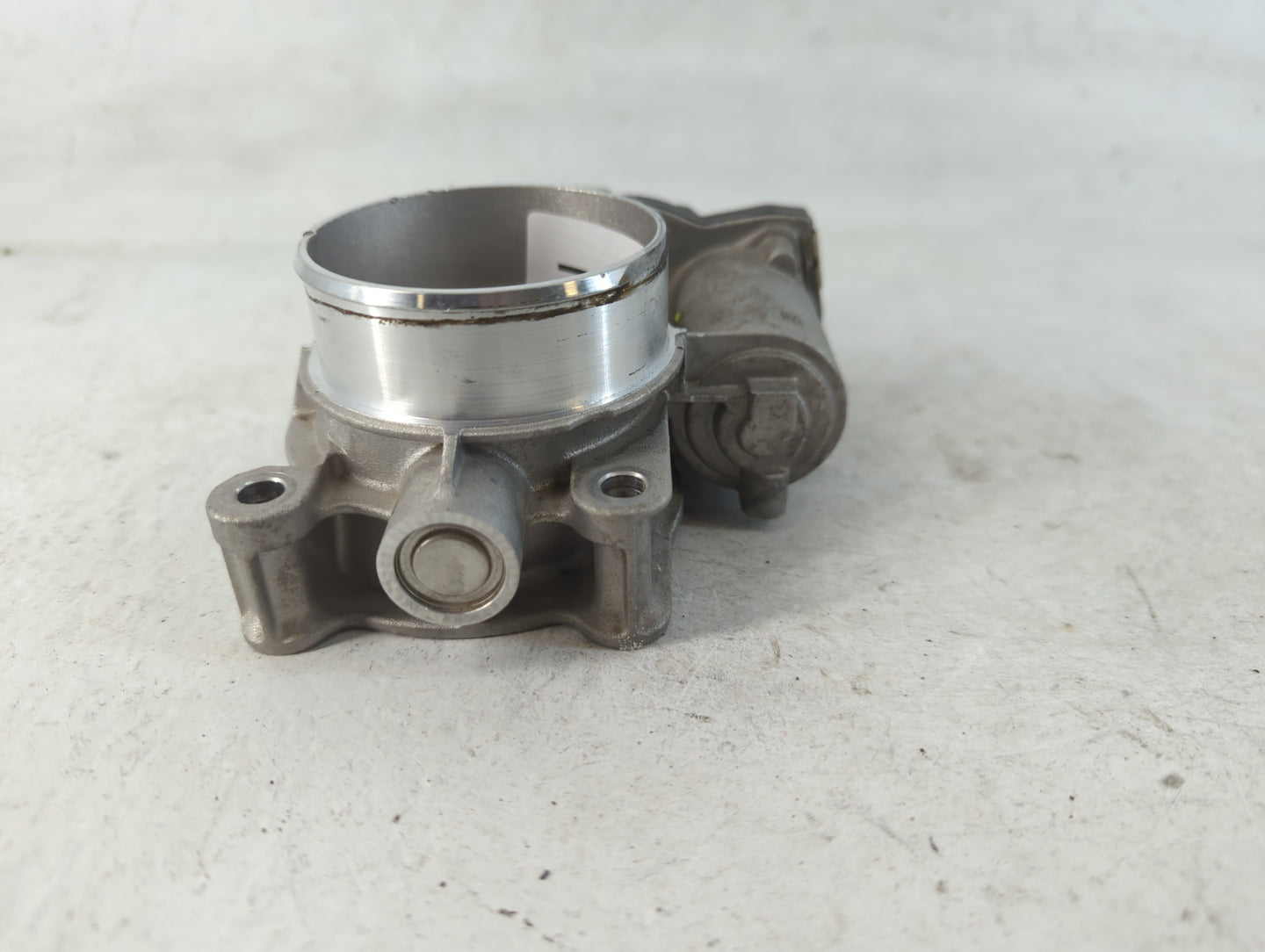 2012-2015 Buick Verano Throttle Body P/N:12632101CA Fits Fits 2012 2013 2014 2015 OEM Used Auto Parts - Oemusedautoparts1.co
