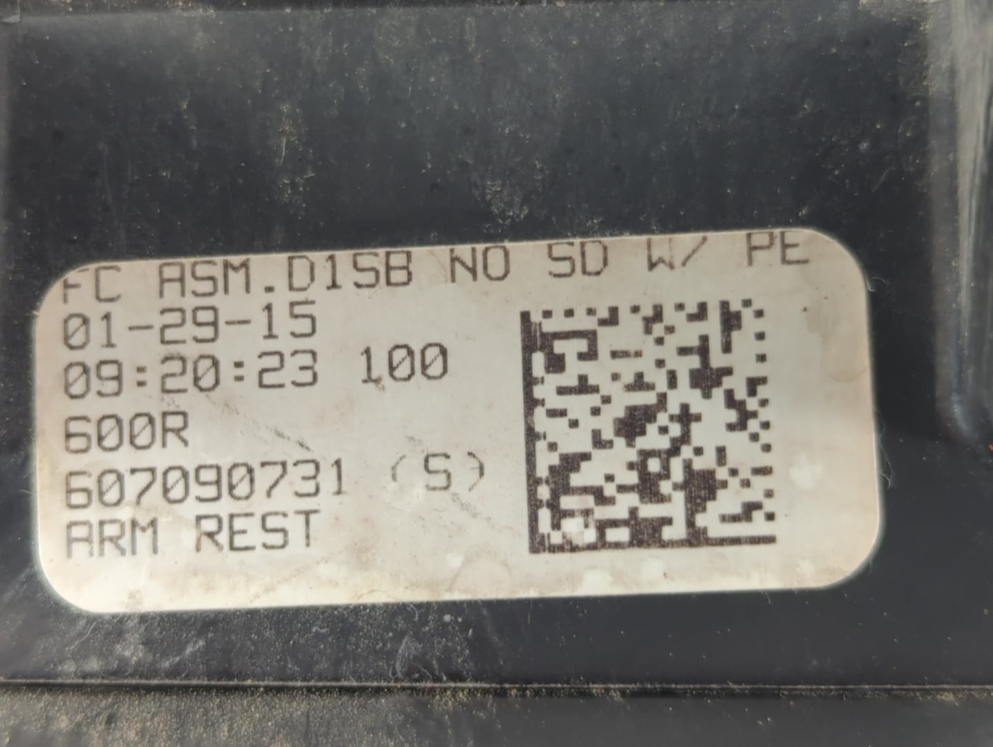2015 Buick Verano Center Console Armrest Cover Lid P/N:607090731 Fits OEM Used Auto Parts - Oemusedautoparts1.com