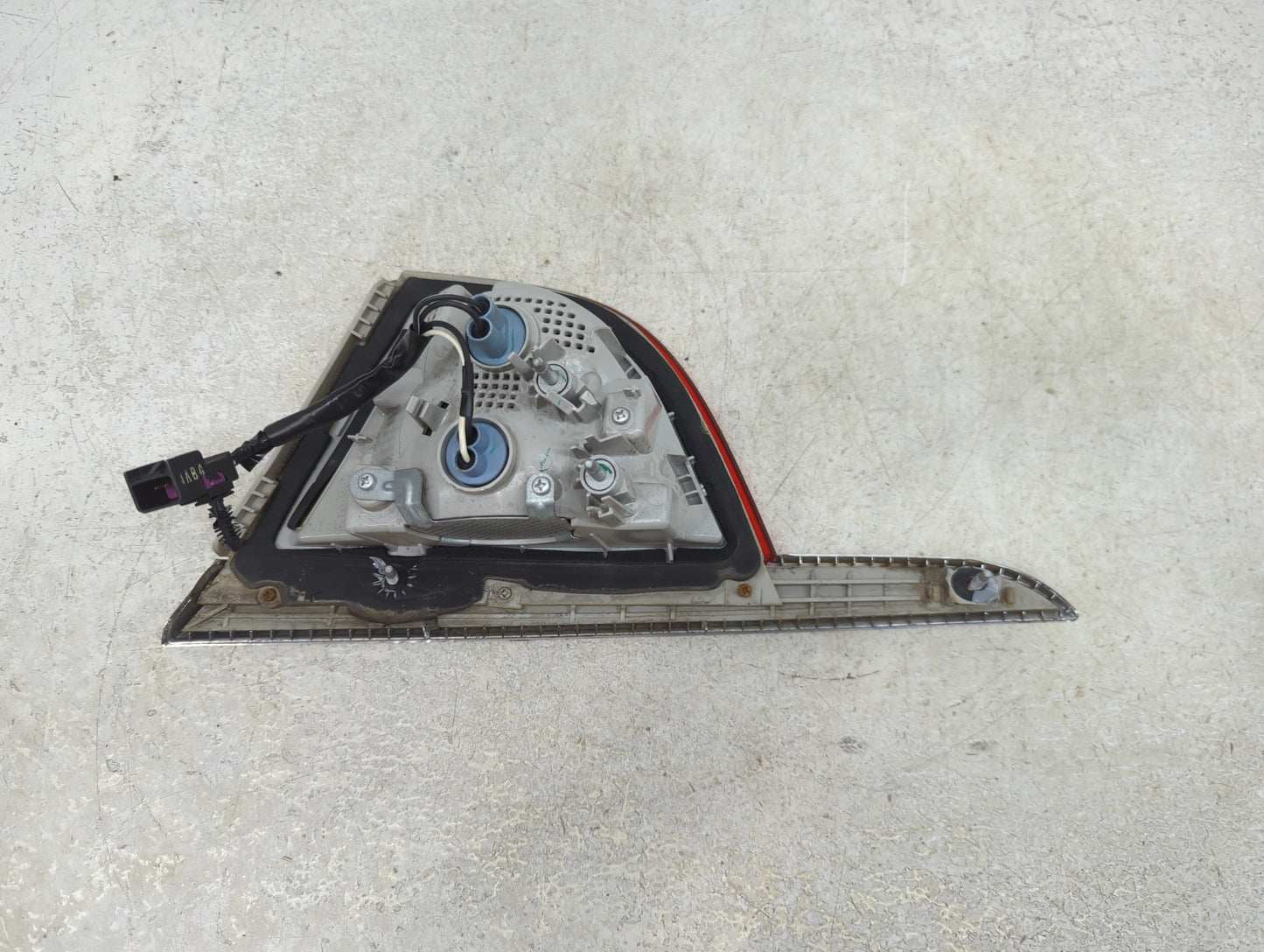 2012 Buick Verano Driver Left Side Tail Light Taillight Deck Lid Mounted - Oemusedautoparts1.com