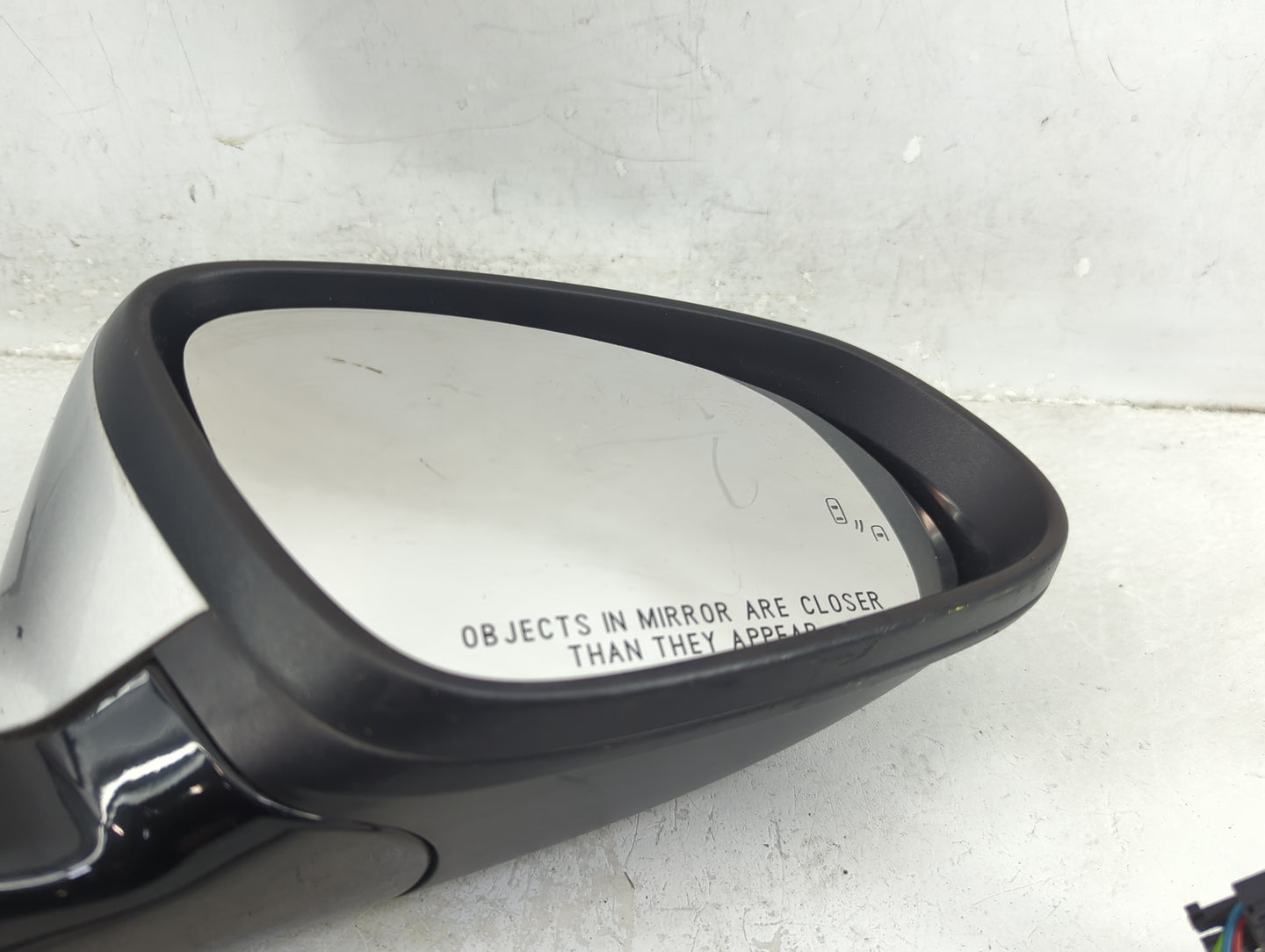 2013-2017 Buick Verano Passenger Side View Mirror - Right Door Mirror OEM Used - Oemusedautoparts1.com