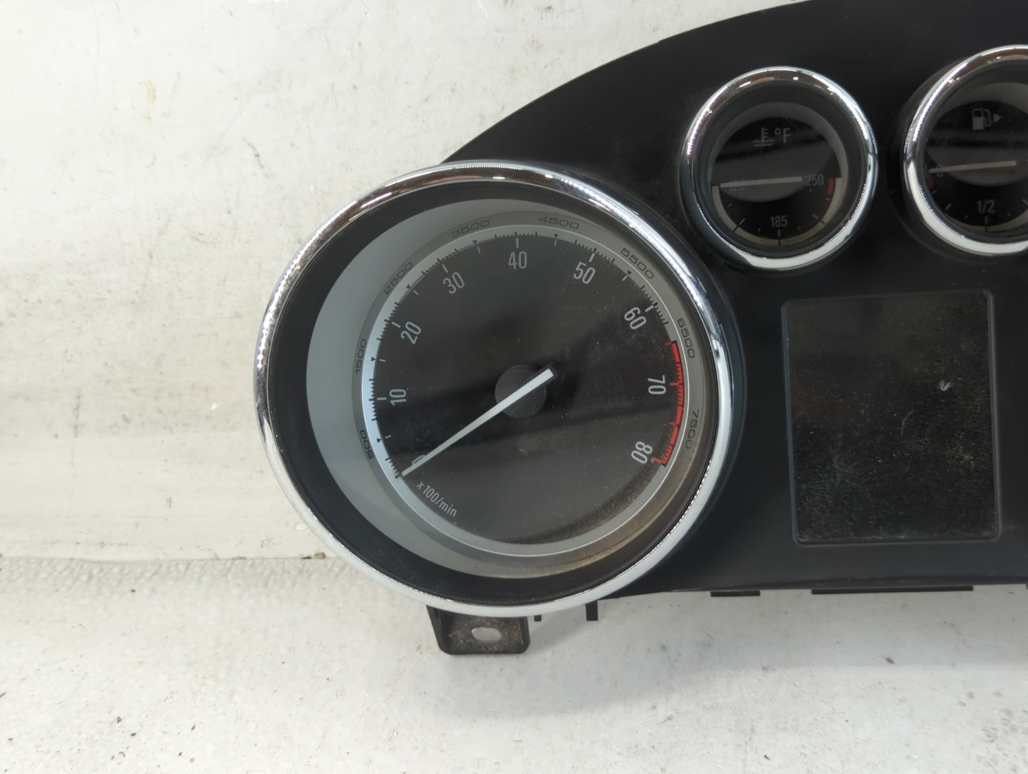 2014-2015 Buick Verano Instrument Cluster Speedometer Gauges P/N:22993180 Fits Fits 2014 2015 OEM Used Auto Parts - Oemuseda