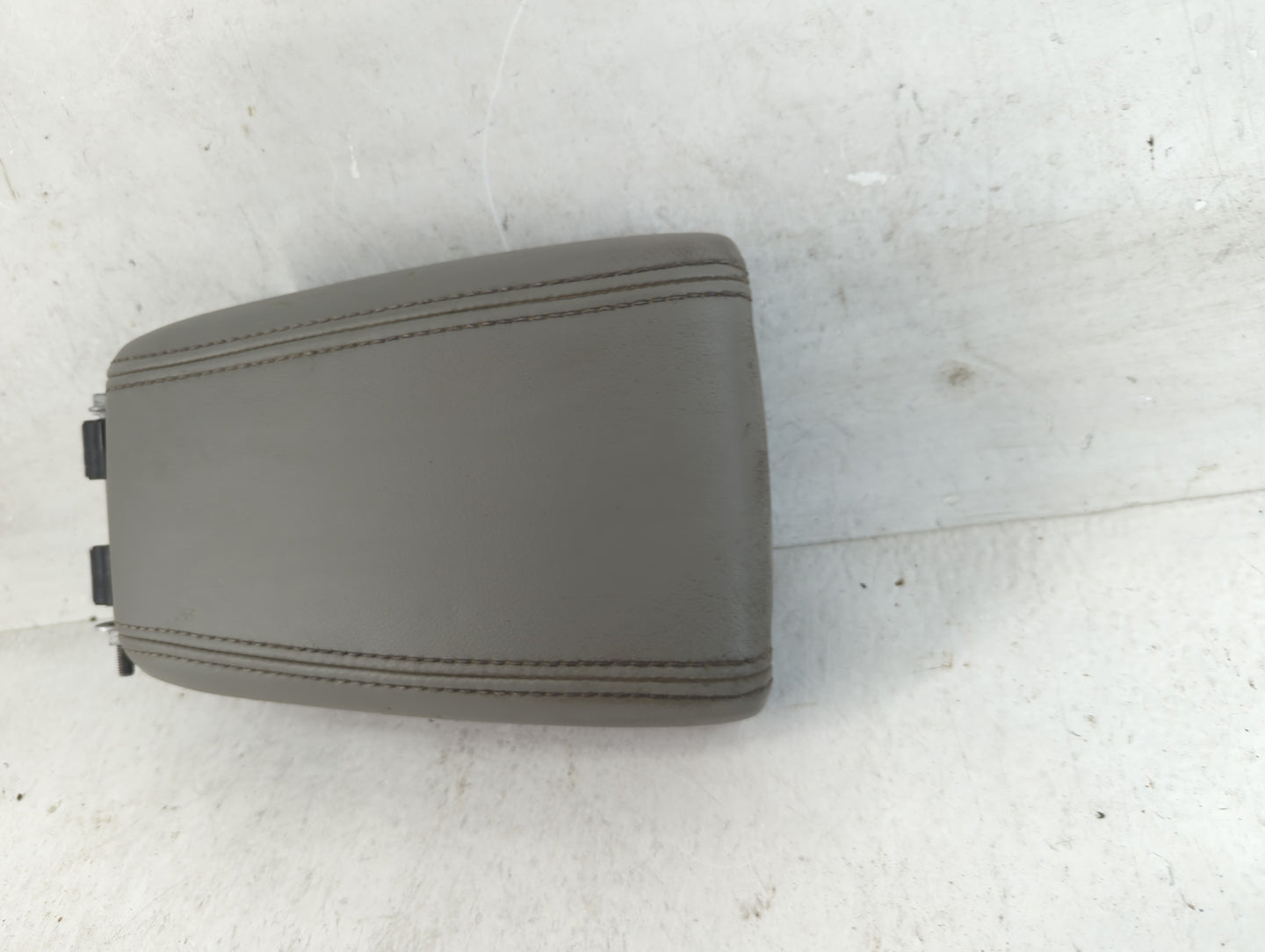 2015 Buick Verano Center Console Armrest Cover Lid Fits OEM Used Auto Parts - Oemusedautoparts1.com