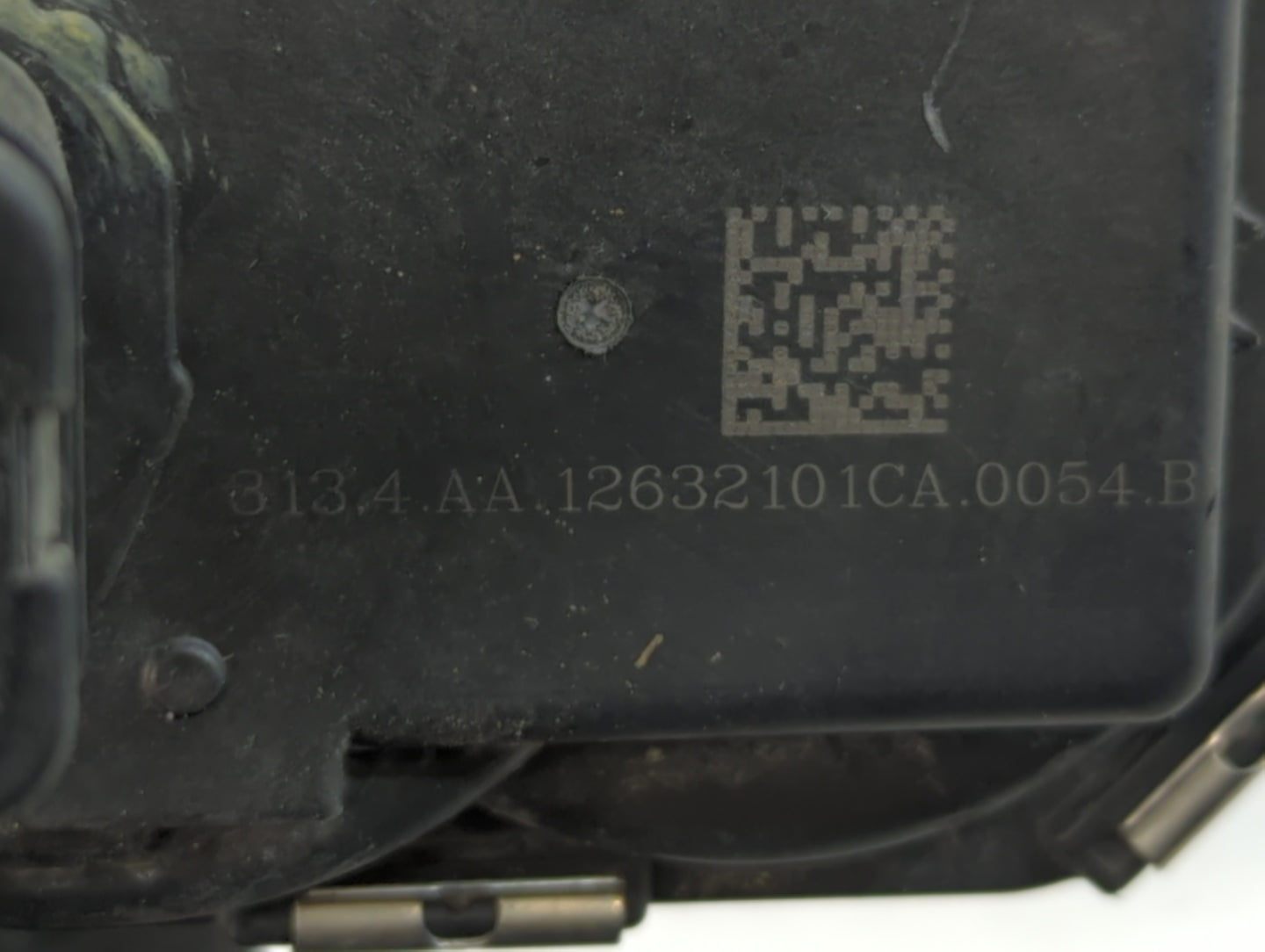 2012-2015 Buick Verano Throttle Body P/N:12632101CA Fits Fits 2012 2013 2014 2015 OEM Used Auto Parts - Oemusedautoparts1.co