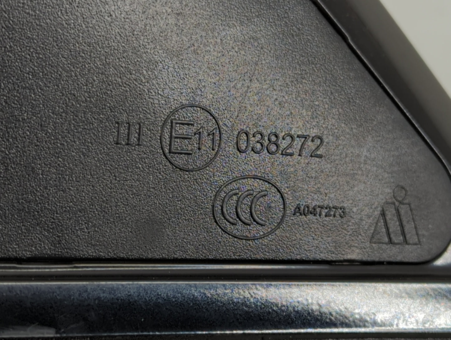 2015-2018 Cadillac Ats Passenger Side View Mirror - Right Door Mirror OEM Used - Oemusedautoparts1.com