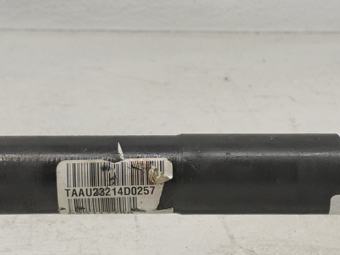 2015 Cadillac Ats Axle Shaft Front Driver Cv C/v - Oemusedautoparts1.com