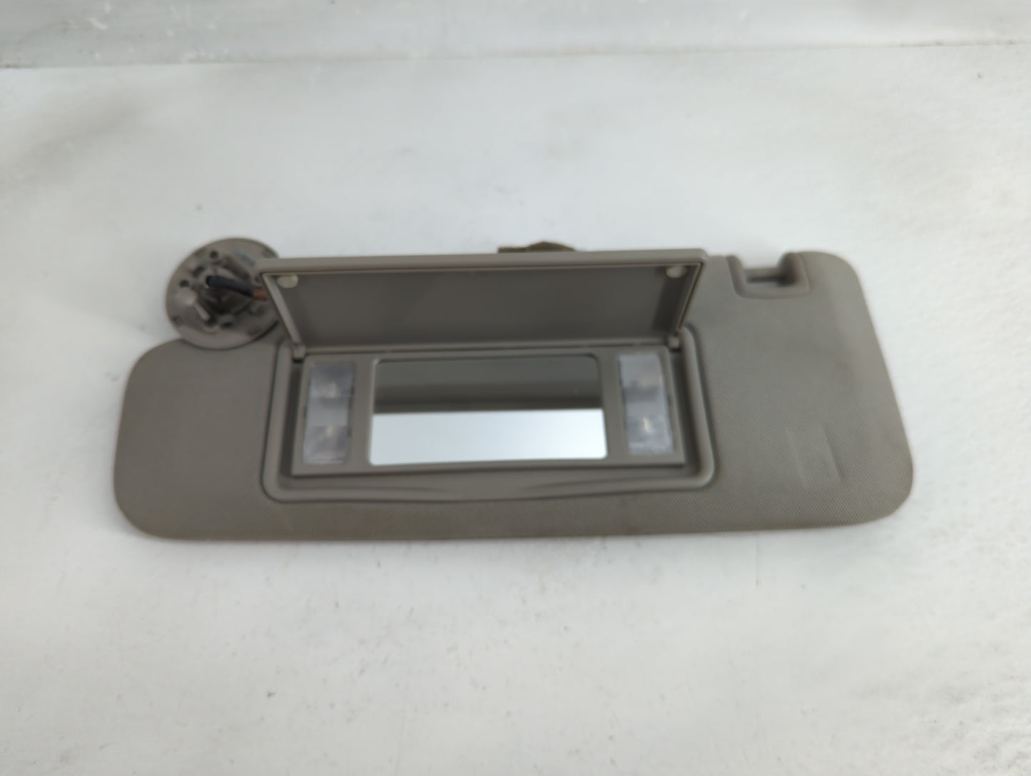 2014-2018 Cadillac Ats Sun Visor Shade Replacement Driver Left Mirror Fits Fits 2014 2015 2016 2017 2018 2019 OEM Used Auto 