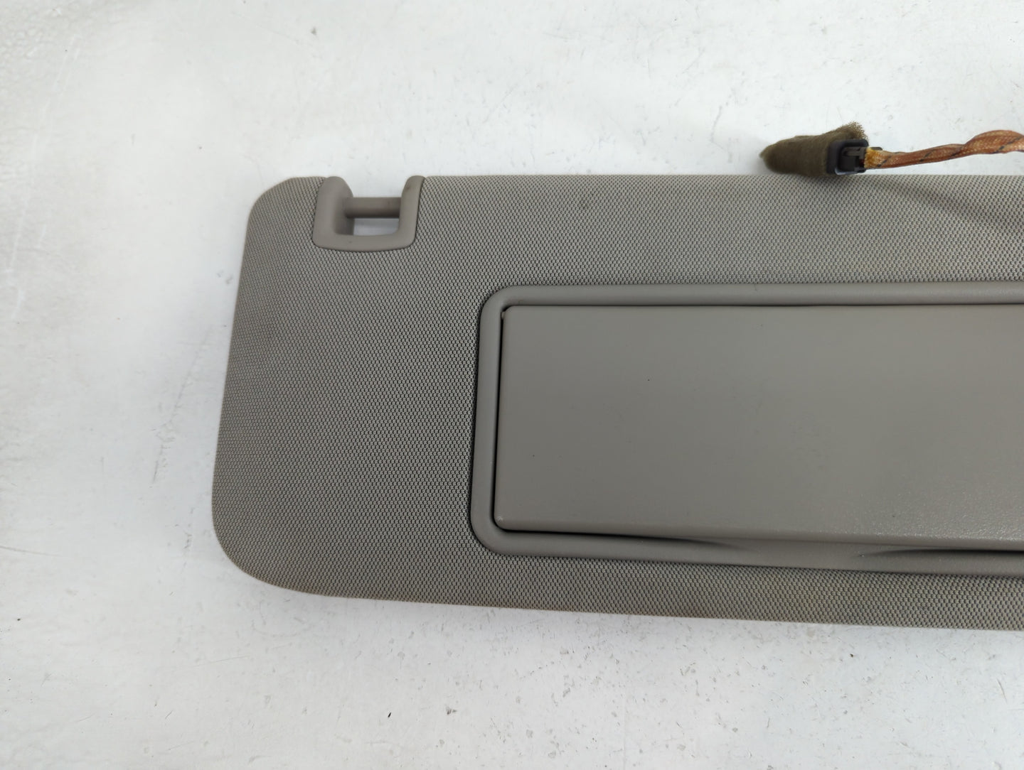 2014-2018 Cadillac Ats Sun Visor Shade Replacement Passenger Right Mirror Fits Fits 2014 2015 2016 2017 2018 2019 OEM Used A