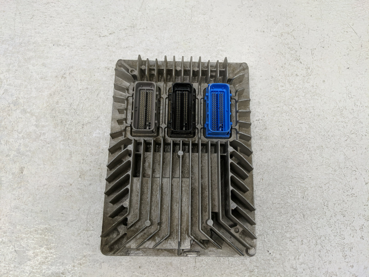 2013-2015 Cadillac Ats PCM Engine Control Computer ECU ECM PCU OEM P/N:12656775 Fits Fits 2013 2014 2015 2016 OEM Used Auto 