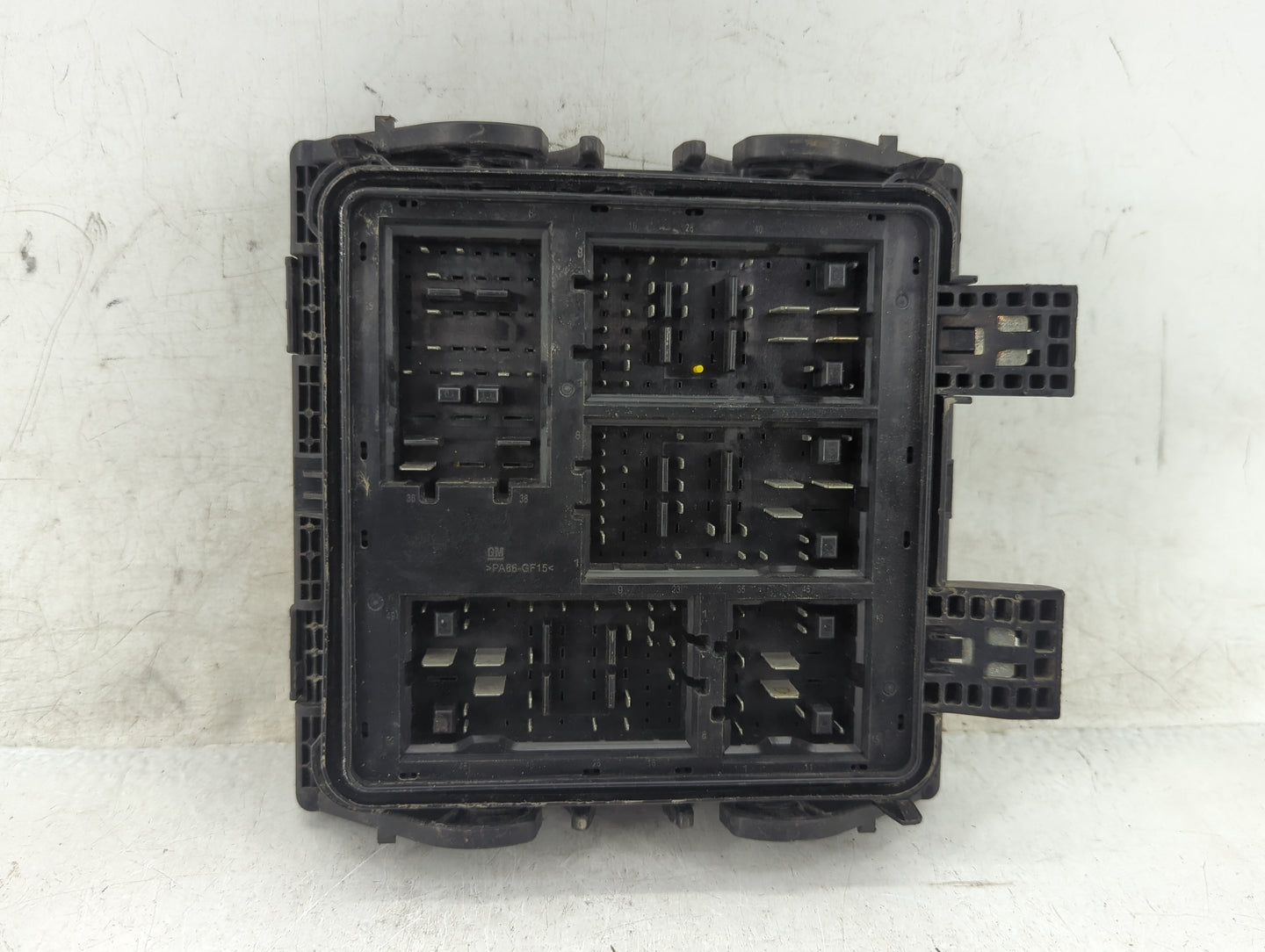 2015 Cadillac Ats Fusebox Fuse Box Panel Relay Module P/N:22953291 Fits OEM Used Auto Parts - Oemusedautoparts1.com