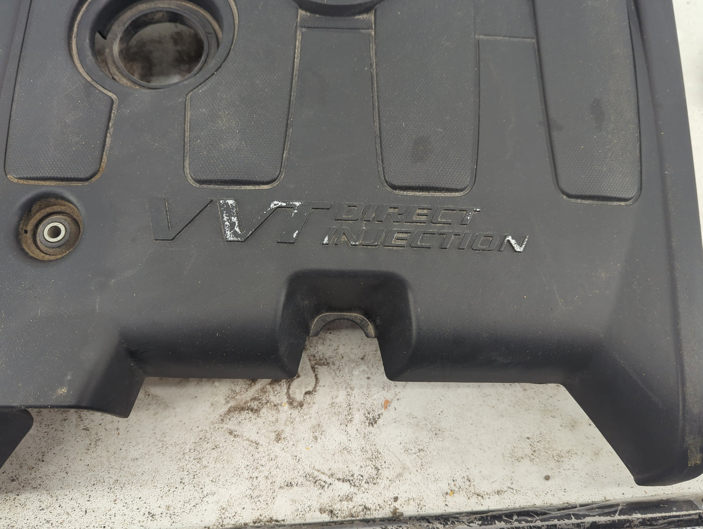 2015 Cadillac Ats Engine Cover - Oemusedautoparts1.com