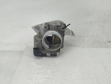 2013-2018 Cadillac Ats Throttle Body P/N:12627067DA Fits Fits 2013 2014 2015 2016 2017 2018 2019 2020 2021 OEM Used Auto Par