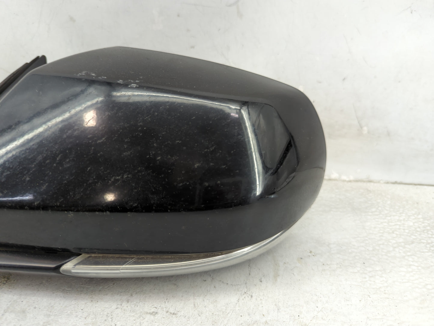 2014-2018 Cadillac Ats Driver Side View Mirror - Left Door Mirror OEM Used - Oemusedautoparts1.com