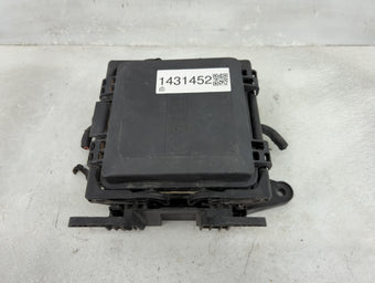compare product 2015 Cadillac Ats Fusebox Fuse Box Panel Relay Module P/N:22953293 Fits OEM Used Auto Parts