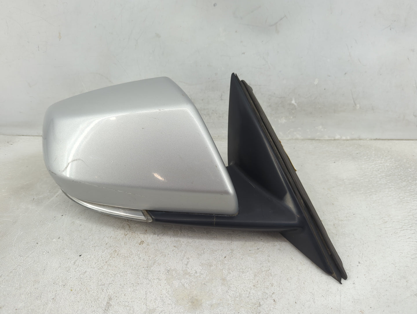 2014-2018 Cadillac Ats Passenger Side View Mirror - Right Door Mirror OEM Used - Oemusedautoparts1.com
