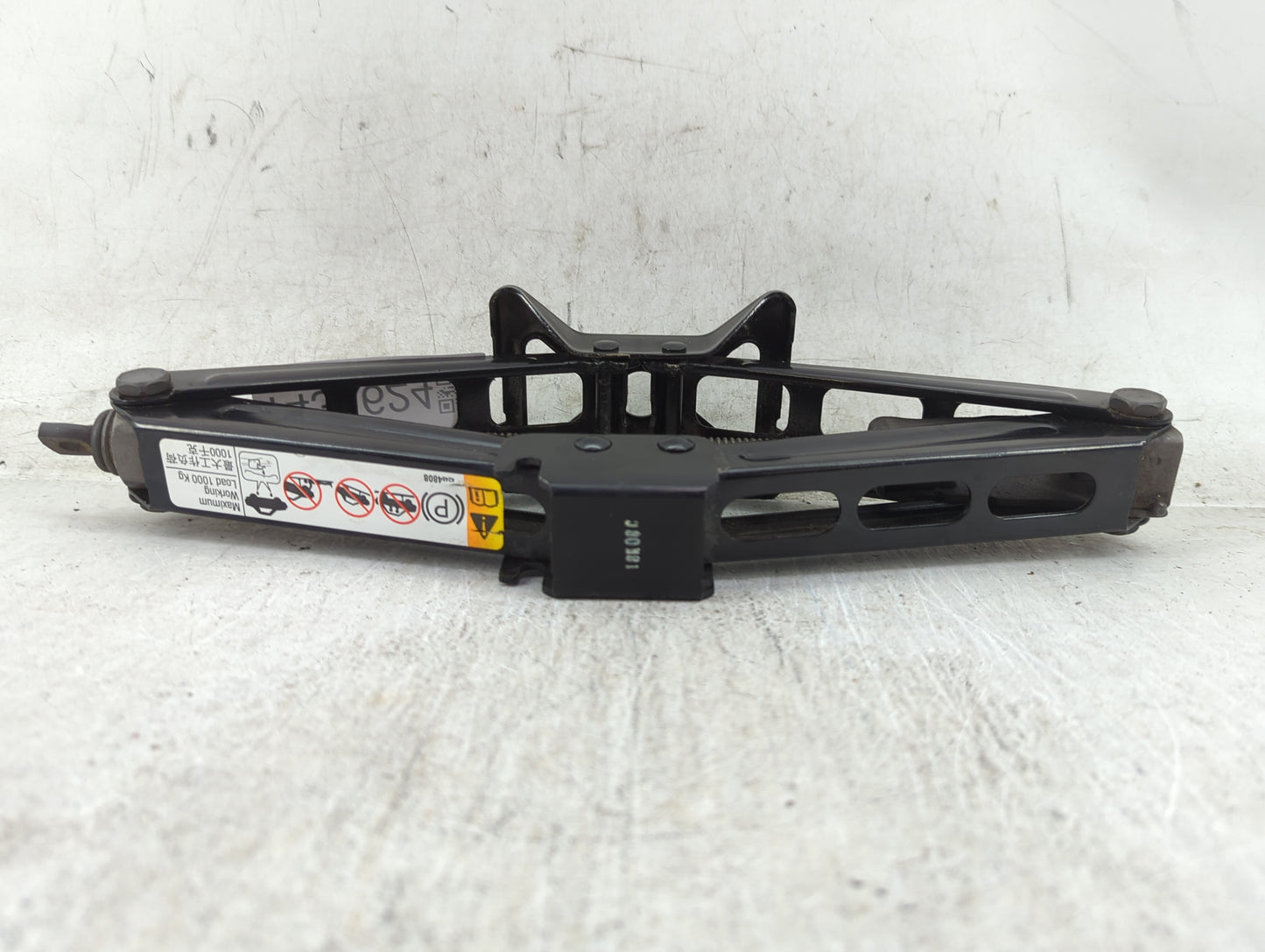 2015 Cadillac Ats Spare Scissor Car Jack - Oemusedautoparts1.com