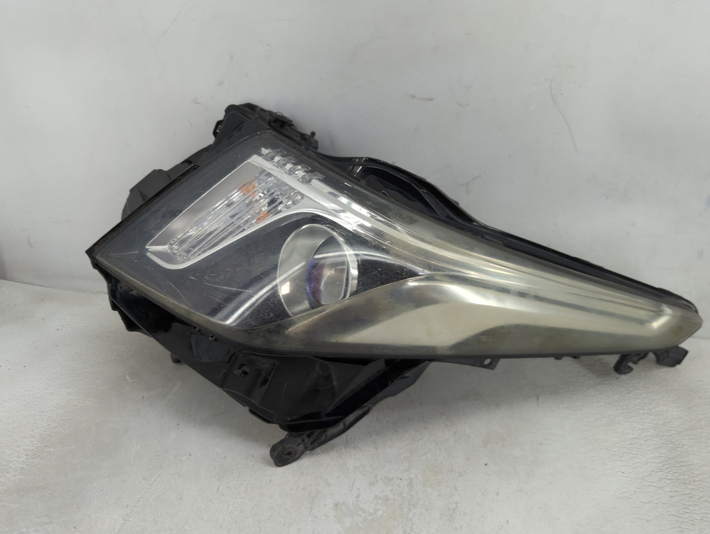 2013-2018 Cadillac Ats Passenger Right Oem Head Light Headlight Lamp - Oemusedautoparts1.com