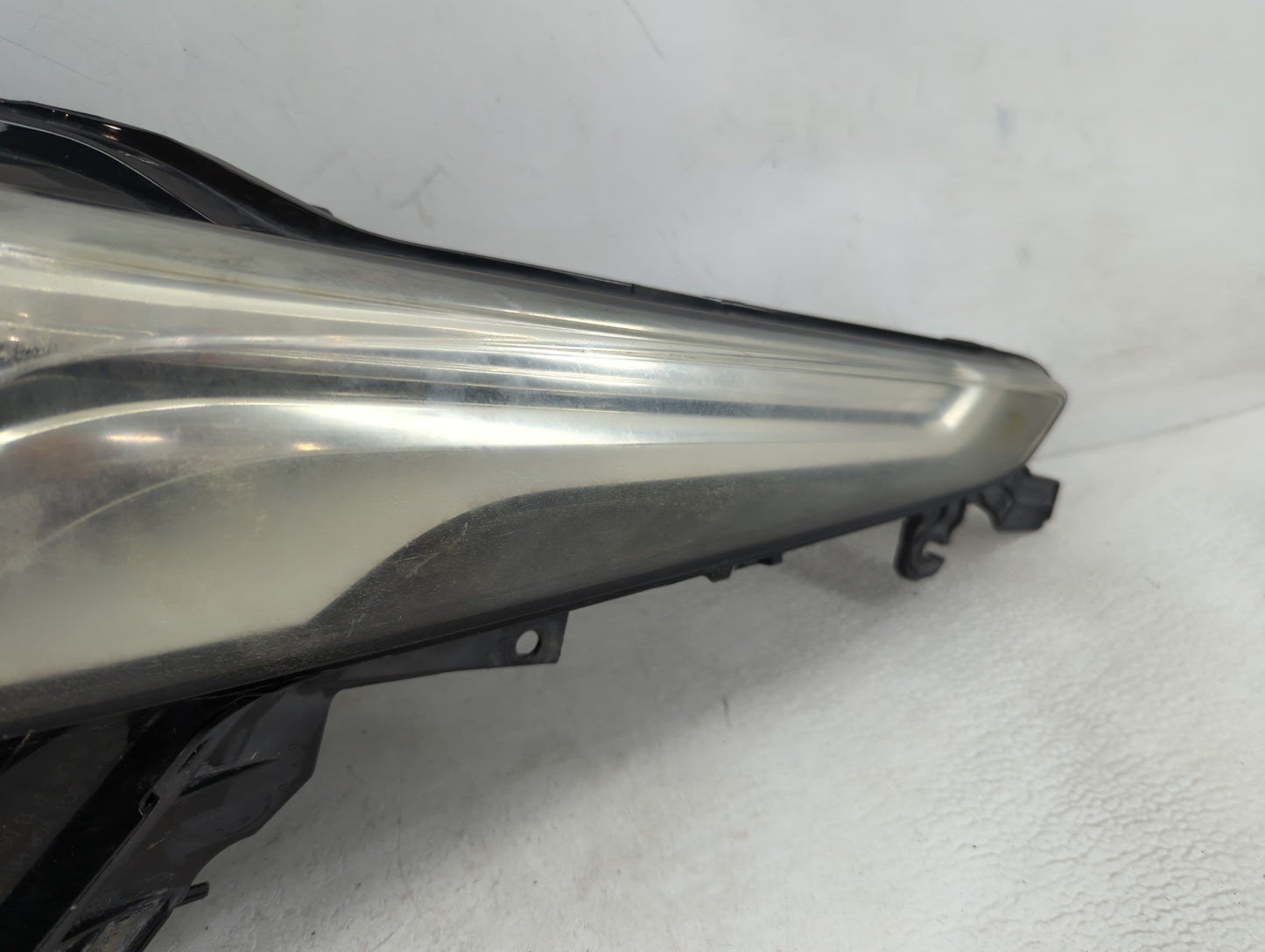 2013-2018 Cadillac Ats Passenger Right Oem Head Light Headlight Lamp - Oemusedautoparts1.com