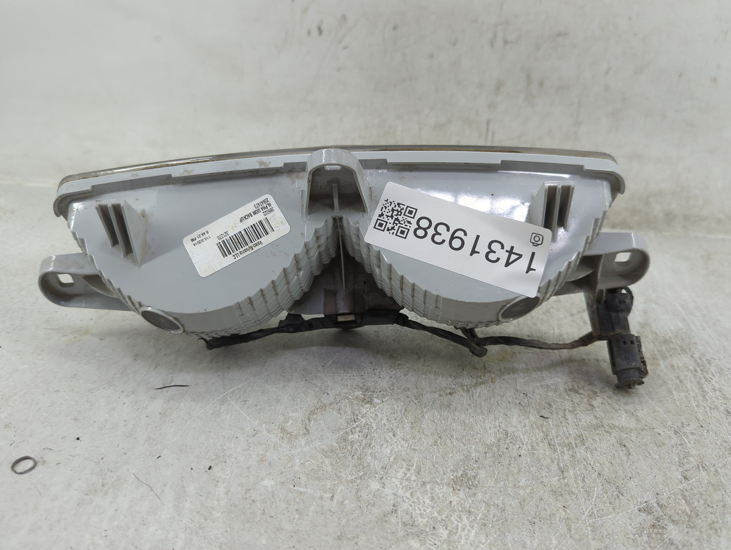 2013-2019 Cadillac Ats Driver Left Oem Fog Light Lamp - Oemusedautoparts1.com