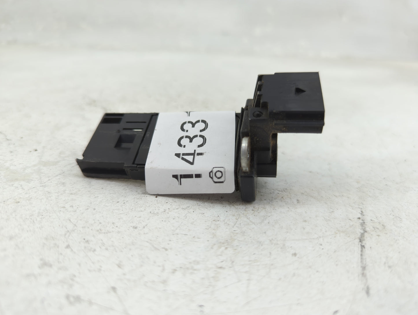 2013-2018 Cadillac Ats Mass Air Flow Meter Maf - Oemusedautoparts1.com