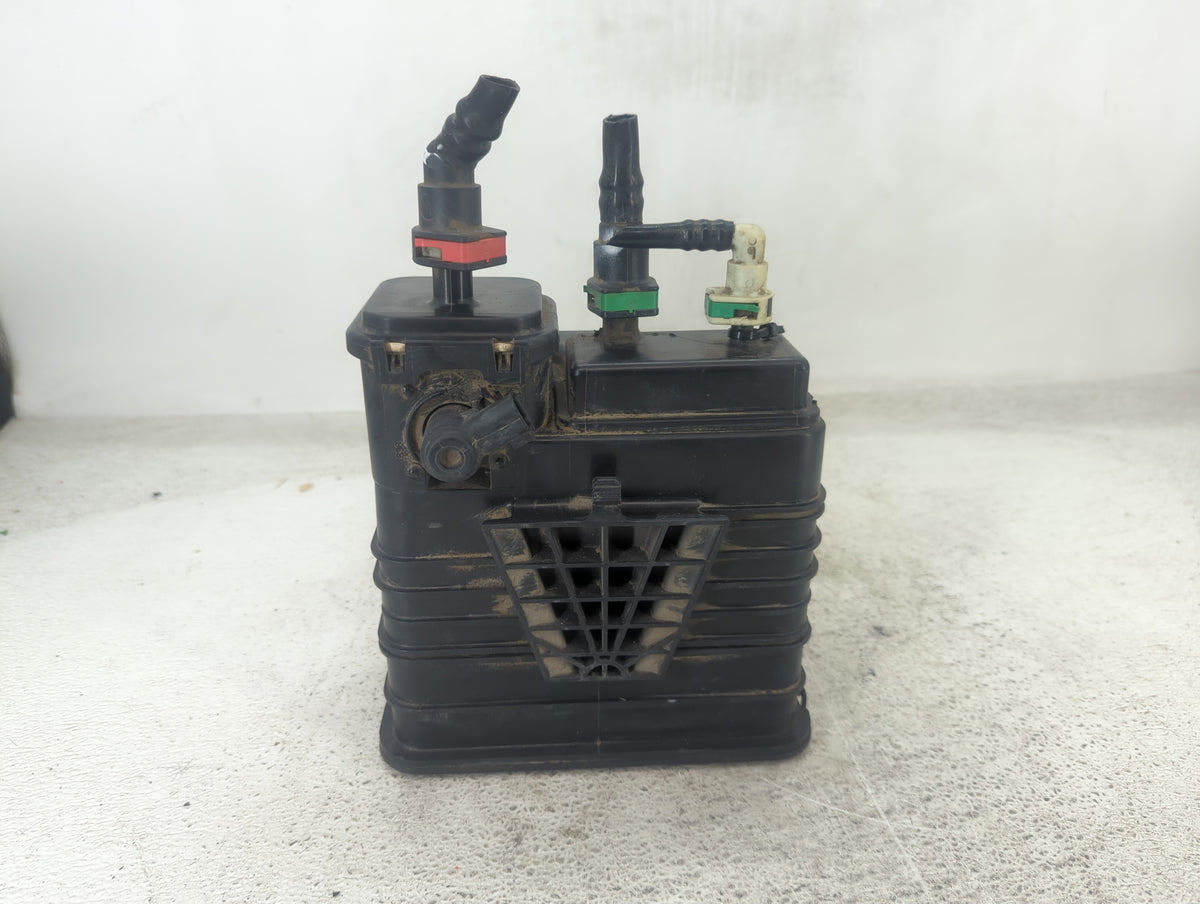 2015 Cadillac Ats Fuel Vapor Charcoal Canister - Oemusedautoparts1.com