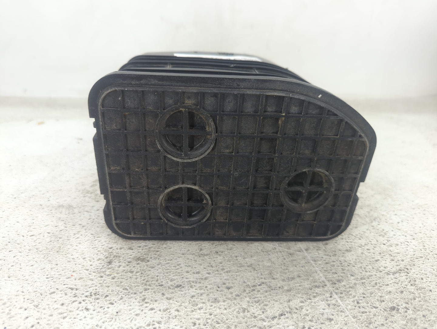 2015 Cadillac Ats Fuel Vapor Charcoal Canister - Oemusedautoparts1.com