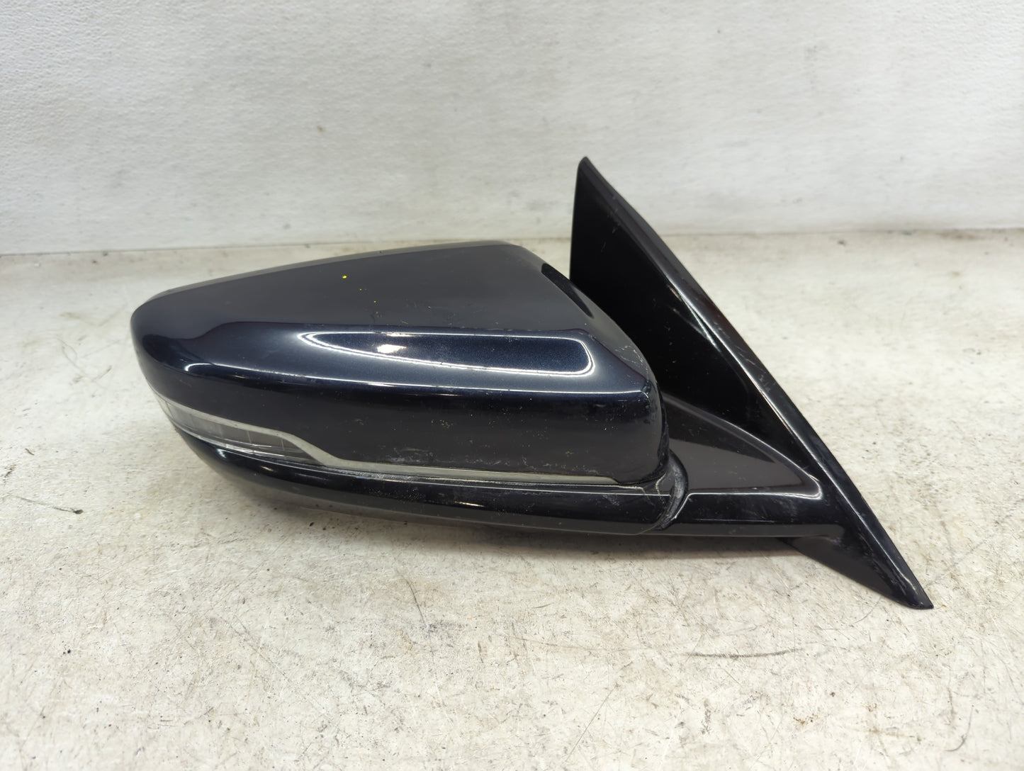 2015-2018 Cadillac Ats Passenger Side View Mirror - Right Door Mirror OEM Used - Oemusedautoparts1.com