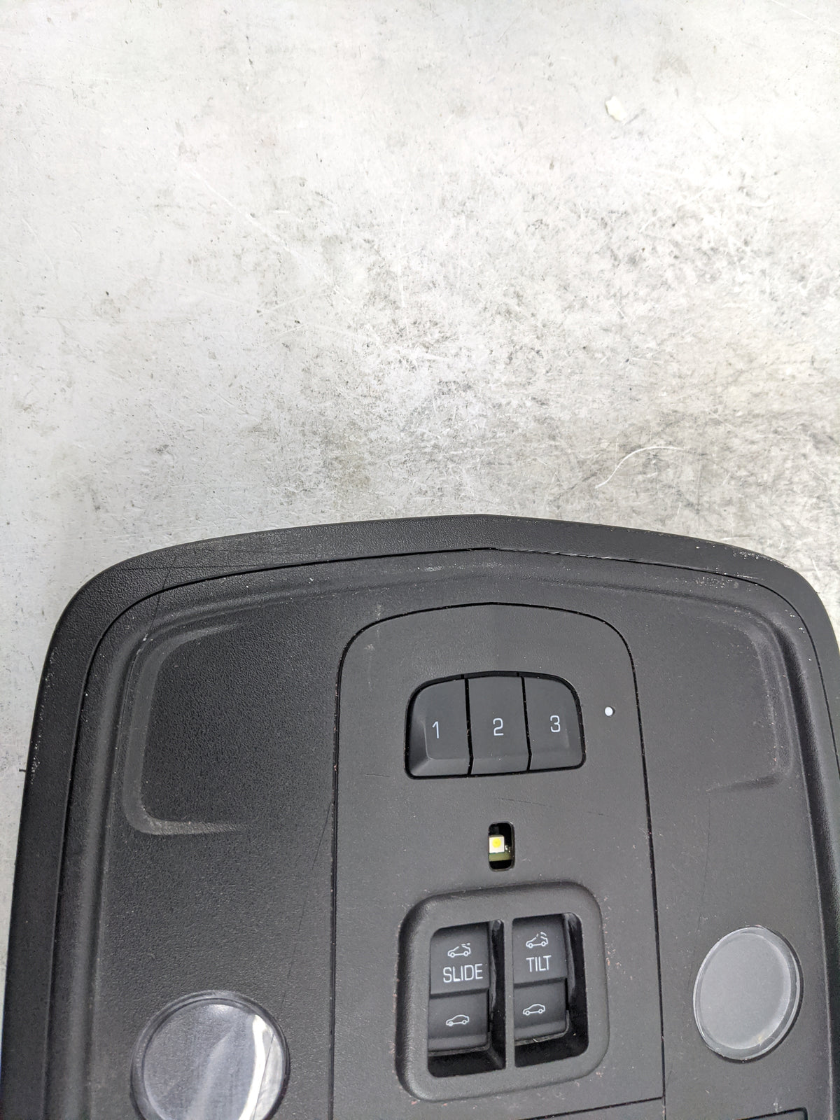 2015 Cadillac Ats Overhead Roof Console Black - Oemusedautoparts1.com