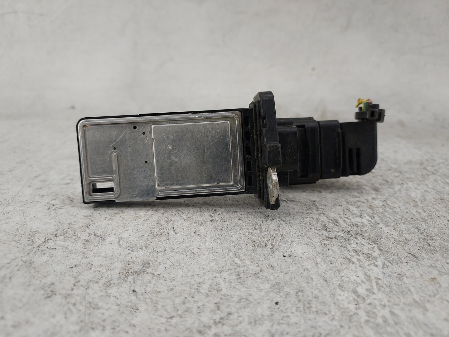 2013-2018 Cadillac Ats Mass Air Flow Meter Maf 1487349 - Oemusedautoparts1.com