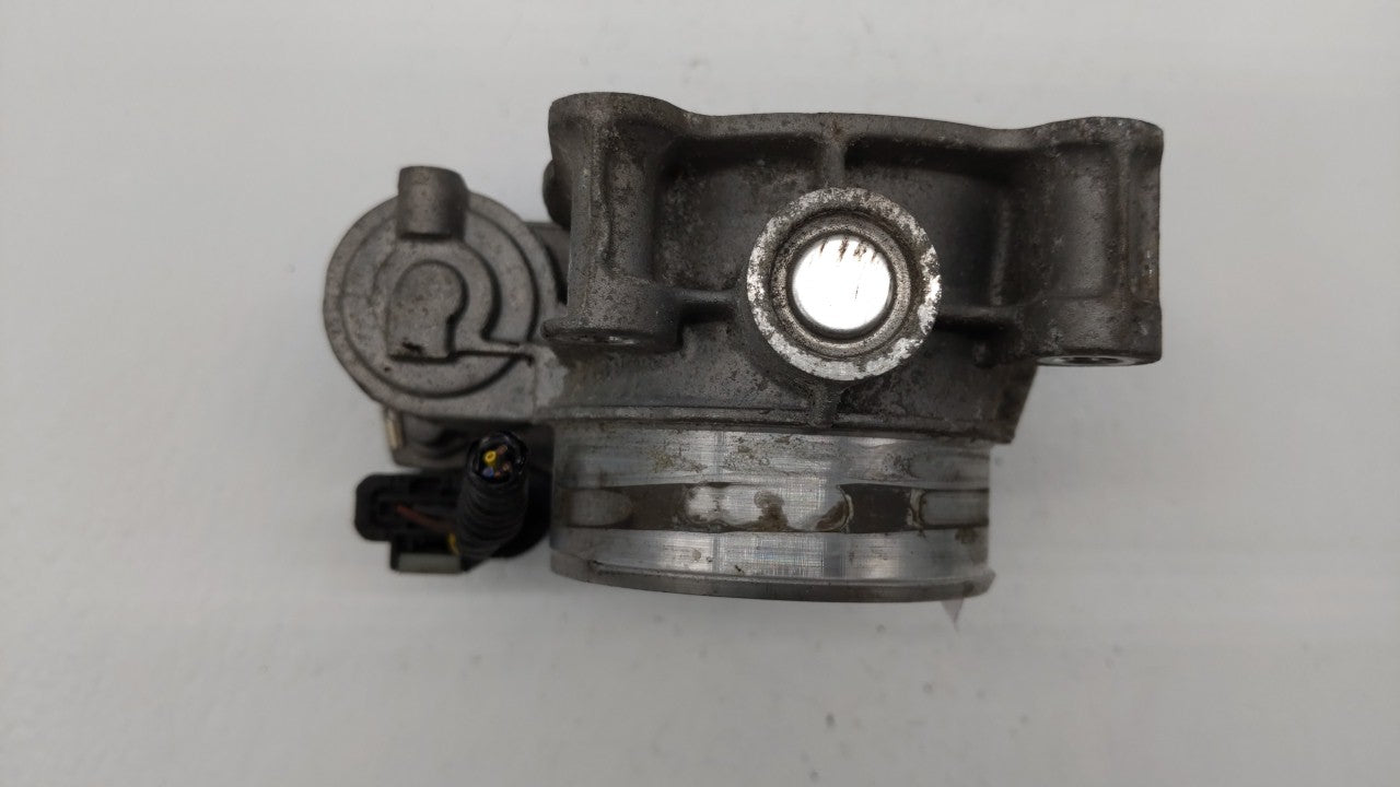 2013-2015 Cadillac Ats Throttle Body P/N:12627217DA 12669073DA Fits Fits 2013 2014 2015 2017 2018 2019 2020 OEM Used Auto Pa