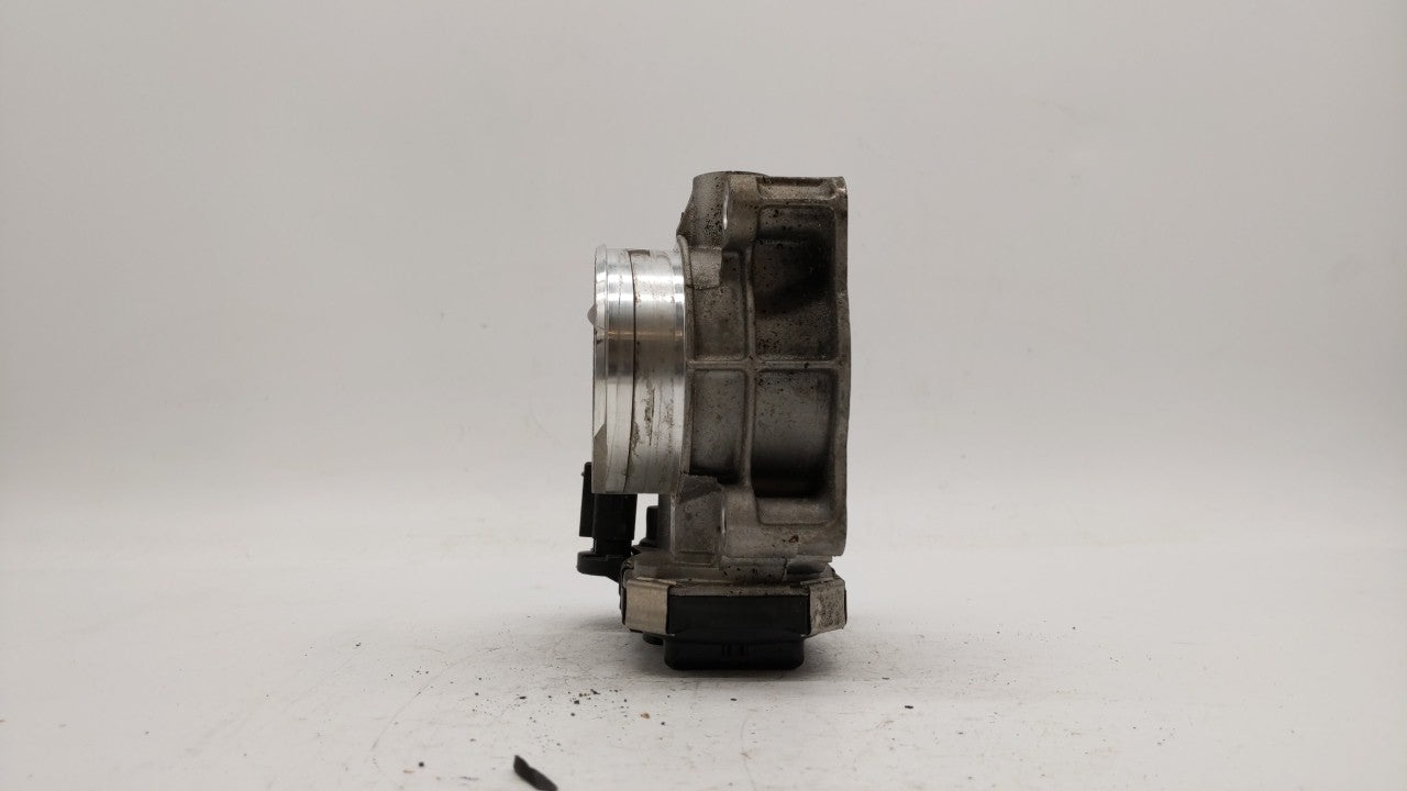 2013-2015 Cadillac Ats Throttle Body P/N:12627217DA 12669073DA Fits Fits 2013 2014 2015 2017 2018 OEM Used Auto Parts - Oemu