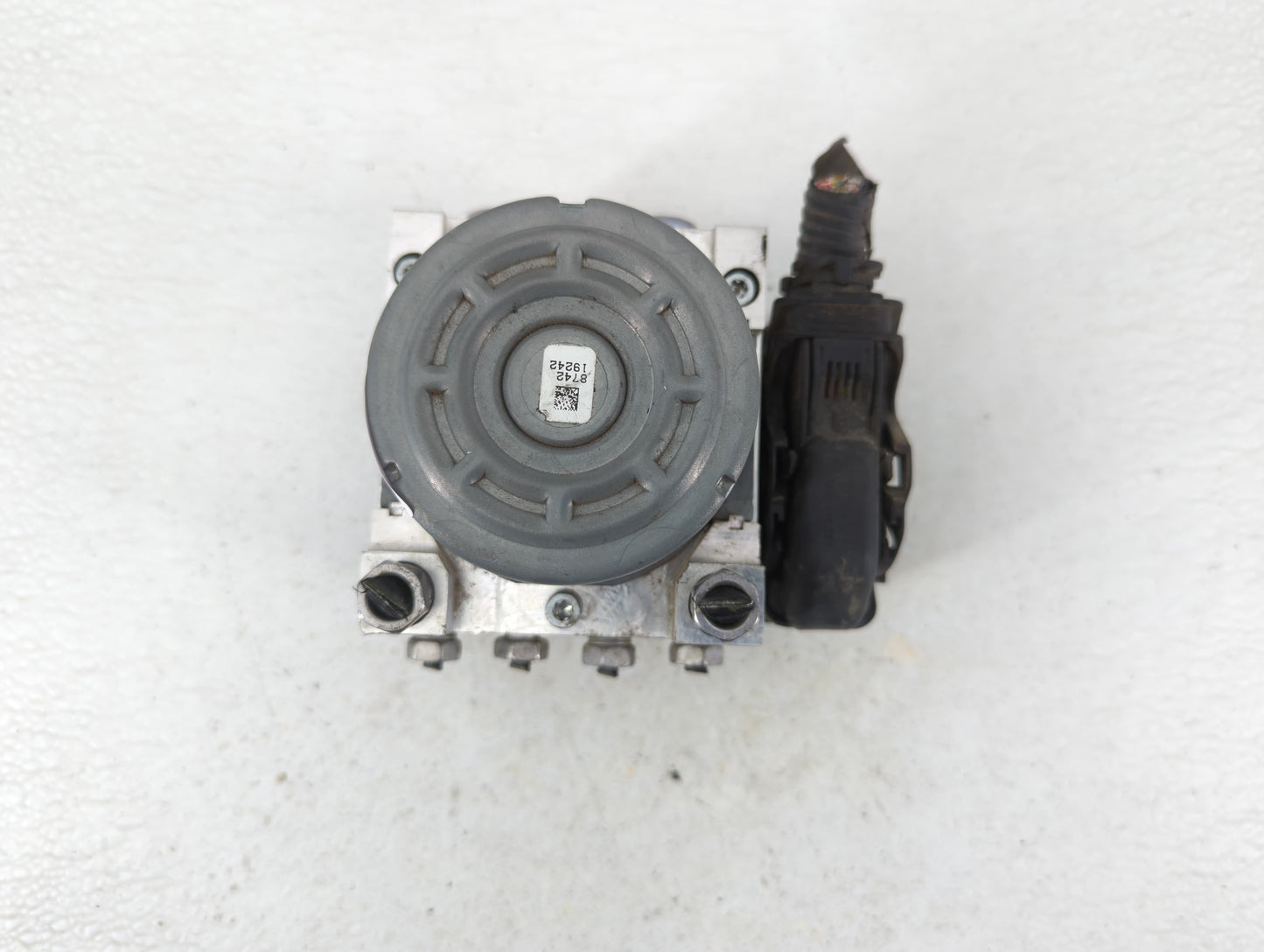 2014-2016 Cadillac Ats ABS Pump Control Module Replacement P/N:23468631 Fits Fits 2014 2015 2016 OEM Used Auto Parts - Oemus