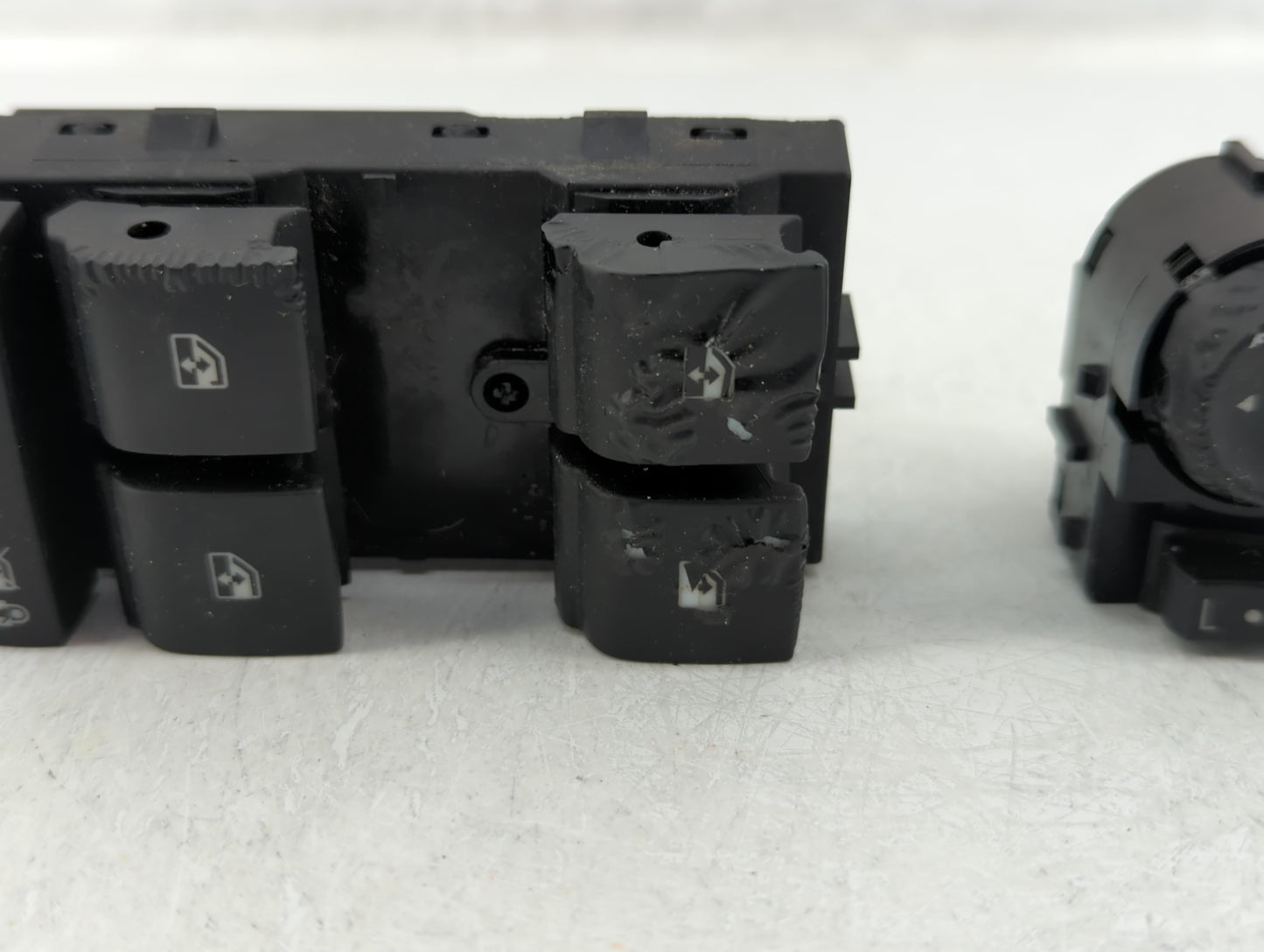2015 Cadillac Ats Master Power Window Switch Replacement Driver Side Left P/N:3154 321676, 92259977 Fits OEM Used Auto Parts