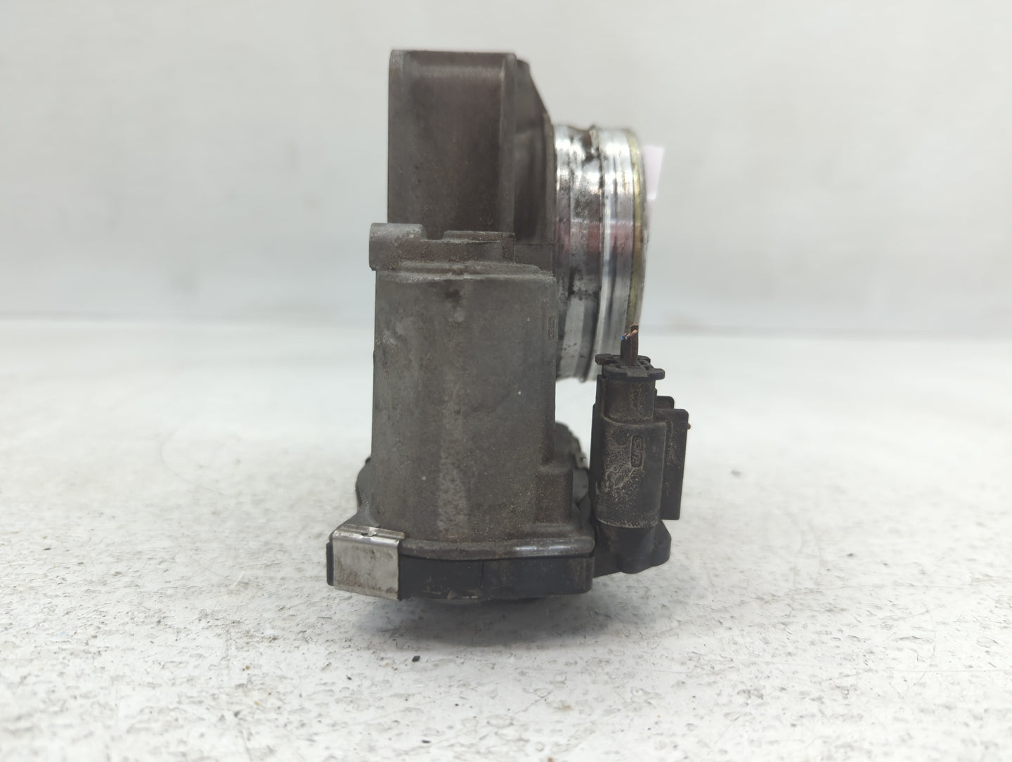 2013-2018 Cadillac Ats Throttle Body P/N:AA 126 Fits Fits 2013 2014 2015 2016 2017 2018 2019 2020 2021 OEM Used Auto Parts -