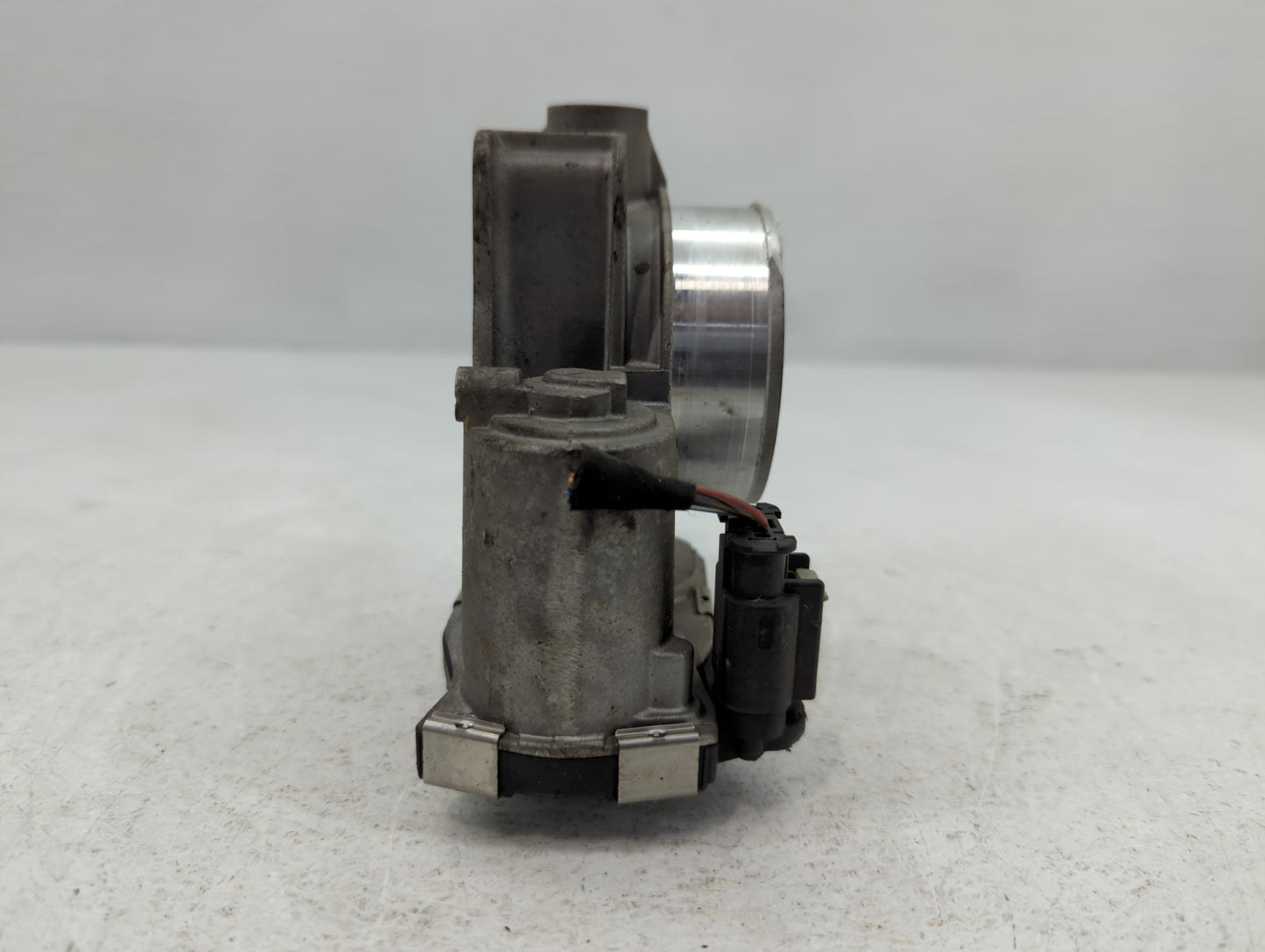 2013-2015 Cadillac Ats Throttle Body P/N:12627217DA Fits Fits 2013 2014 2015 2017 2018 2019 2020 OEM Used Auto Parts - Oemus