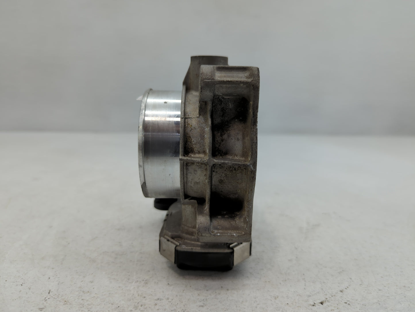 2013-2015 Cadillac Ats Throttle Body P/N:12627217DA Fits Fits 2013 2014 2015 2017 2018 2019 2020 OEM Used Auto Parts - Oemus