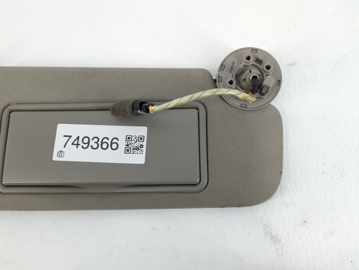 2014-2018 Cadillac Ats Sun Visor Shade Replacement Passenger Right Mirror Fits Fits 2014 2015 2016 2017 2018 2019 OEM Used A