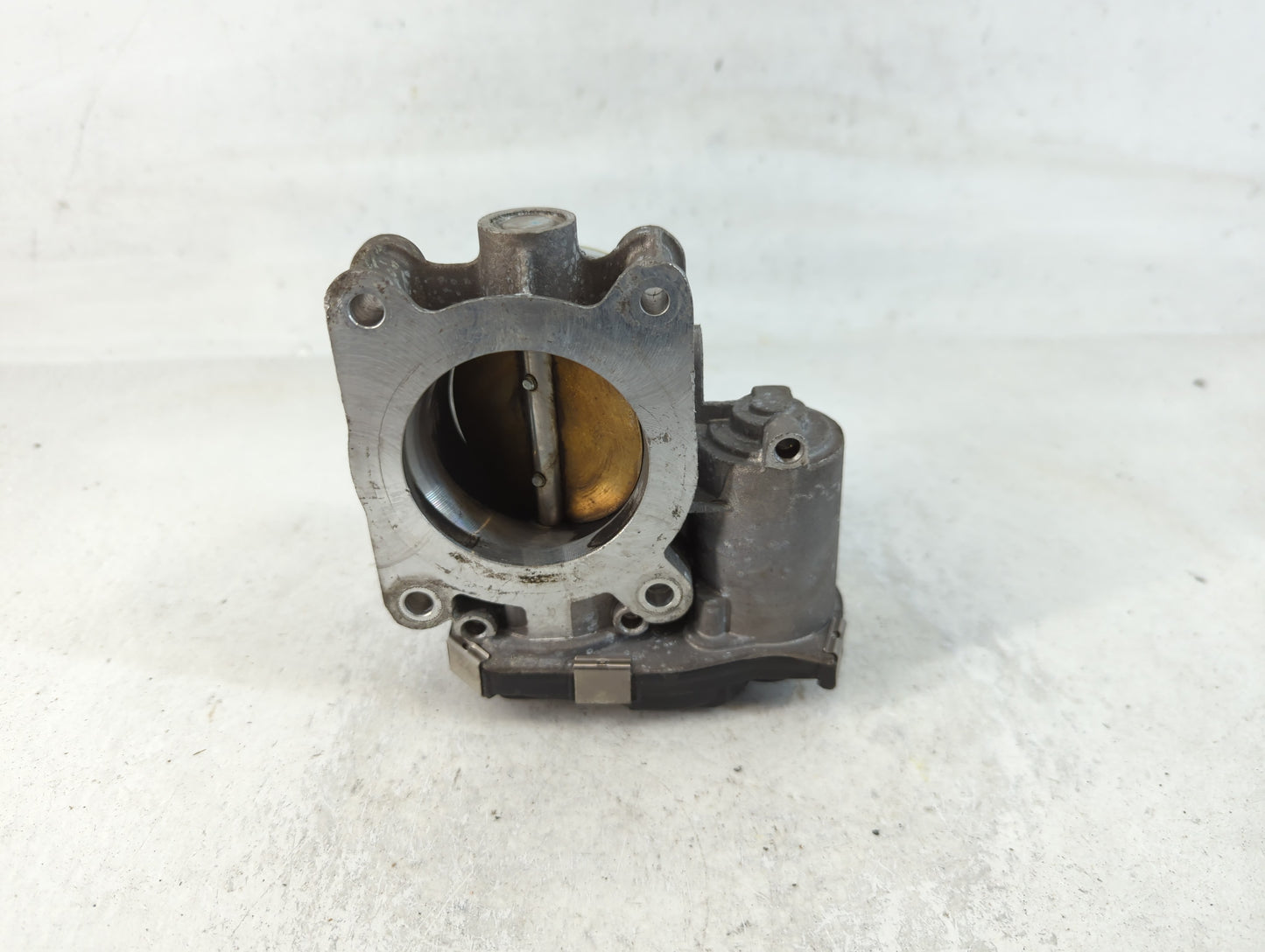 2013-2018 Cadillac Ats Throttle Body P/N:12627067DA Fits Fits 2013 2014 2015 2016 2017 2018 2019 2020 2021 OEM Used Auto Par